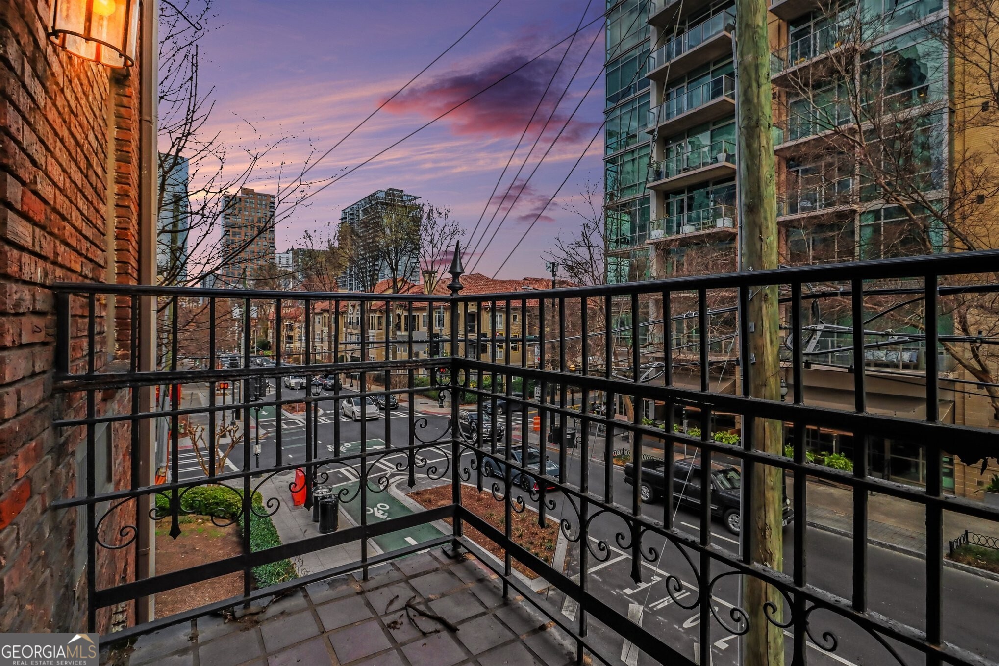 908 Juniper Street NE # 206