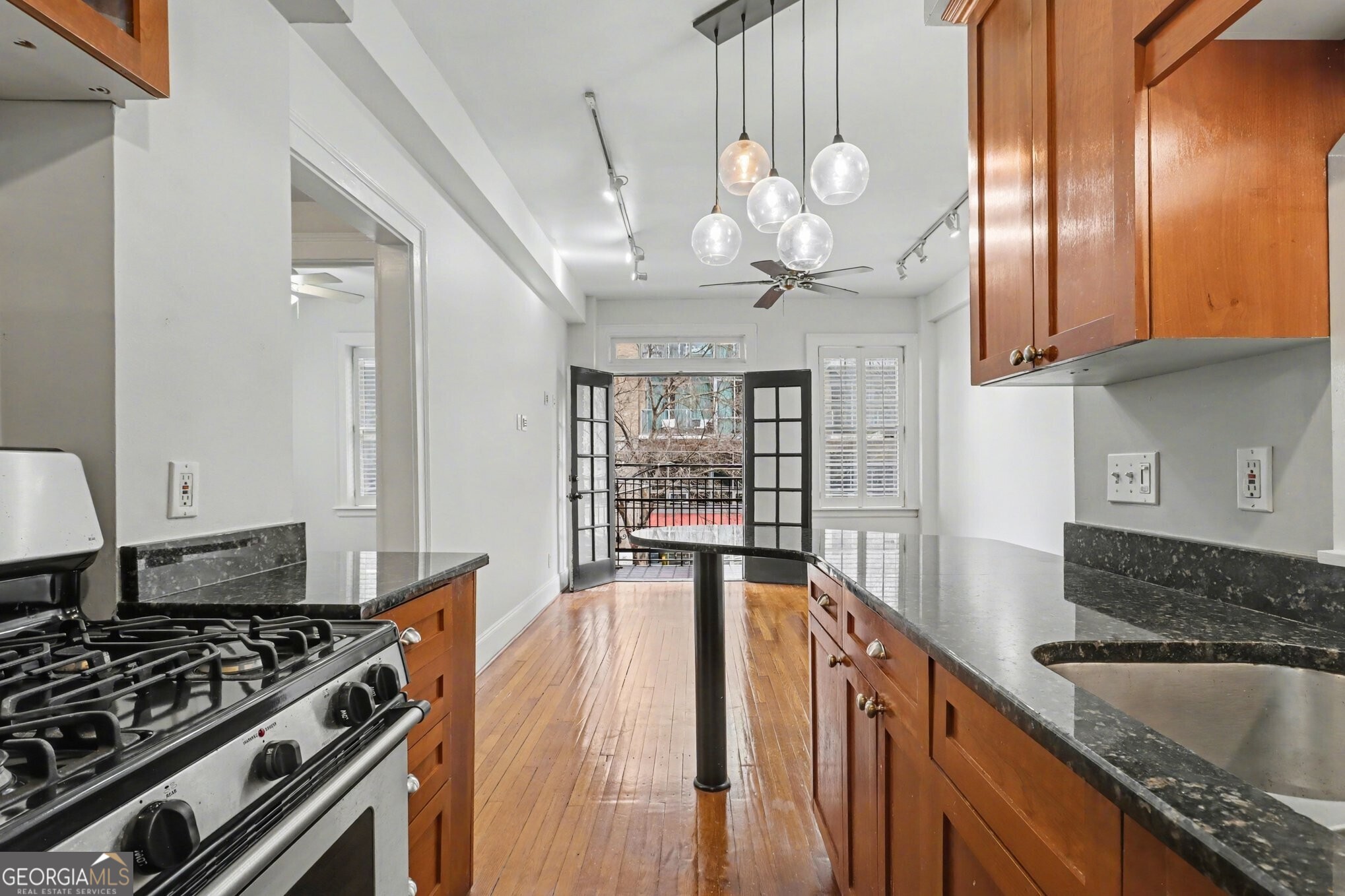 908 Juniper Street NE # 206