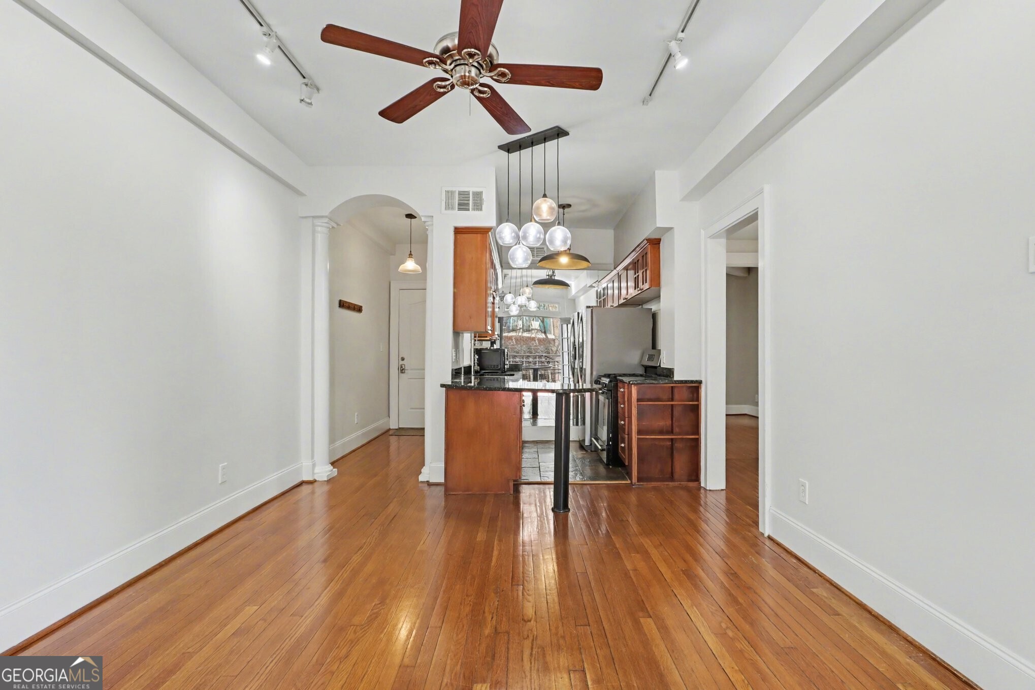 908 Juniper Street NE # 206