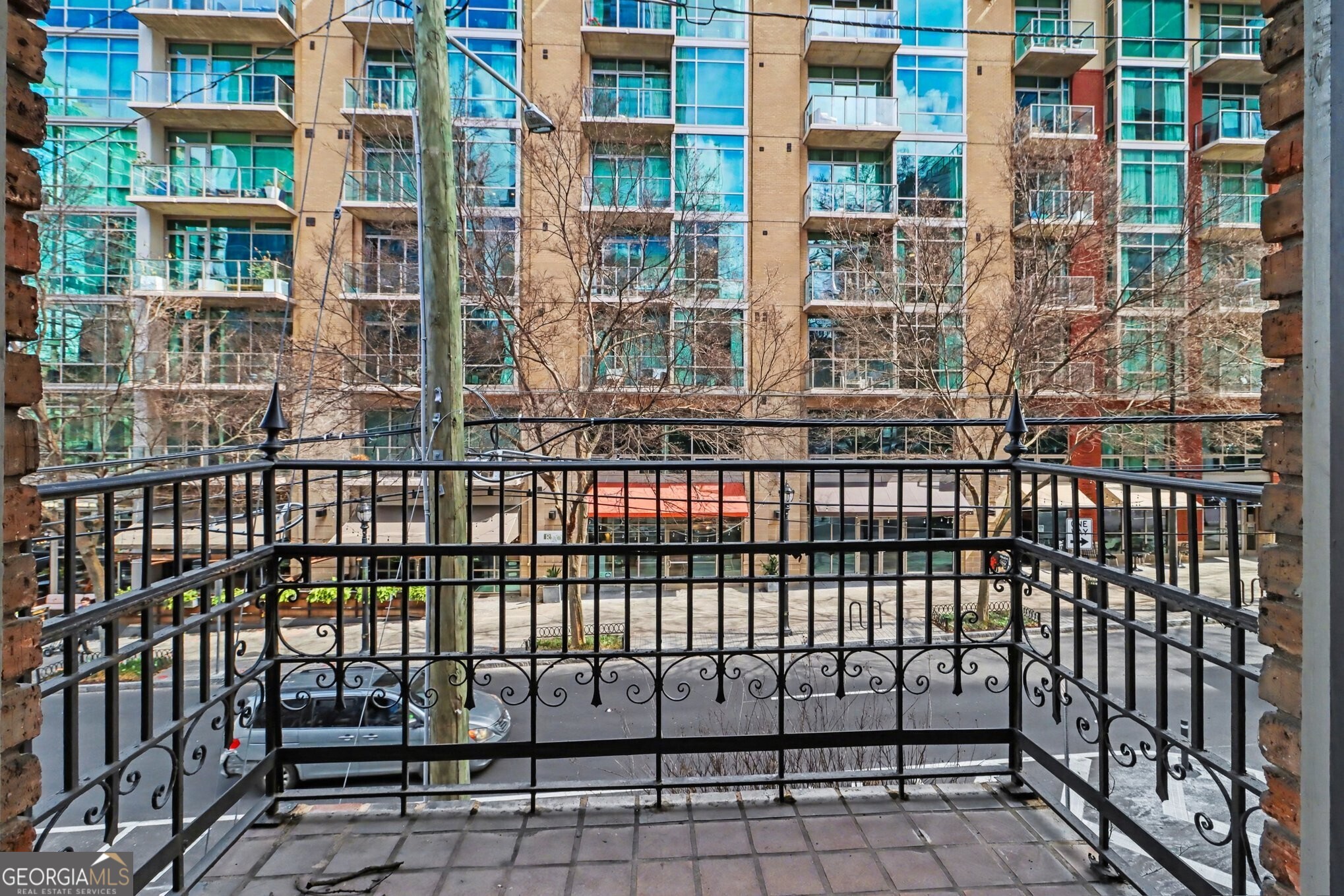 908 Juniper Street NE # 206