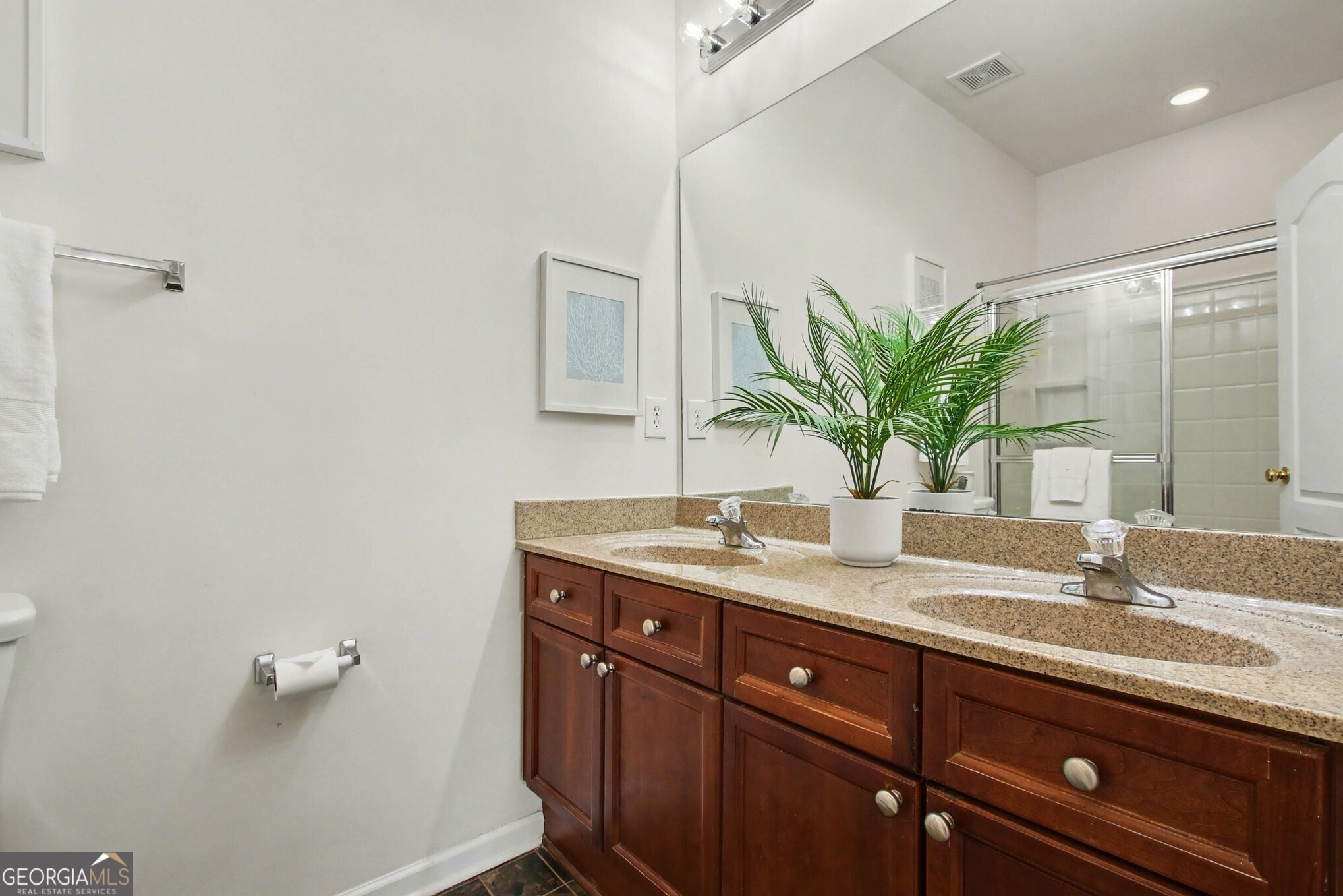 2367 Suwanee Pointe Drive