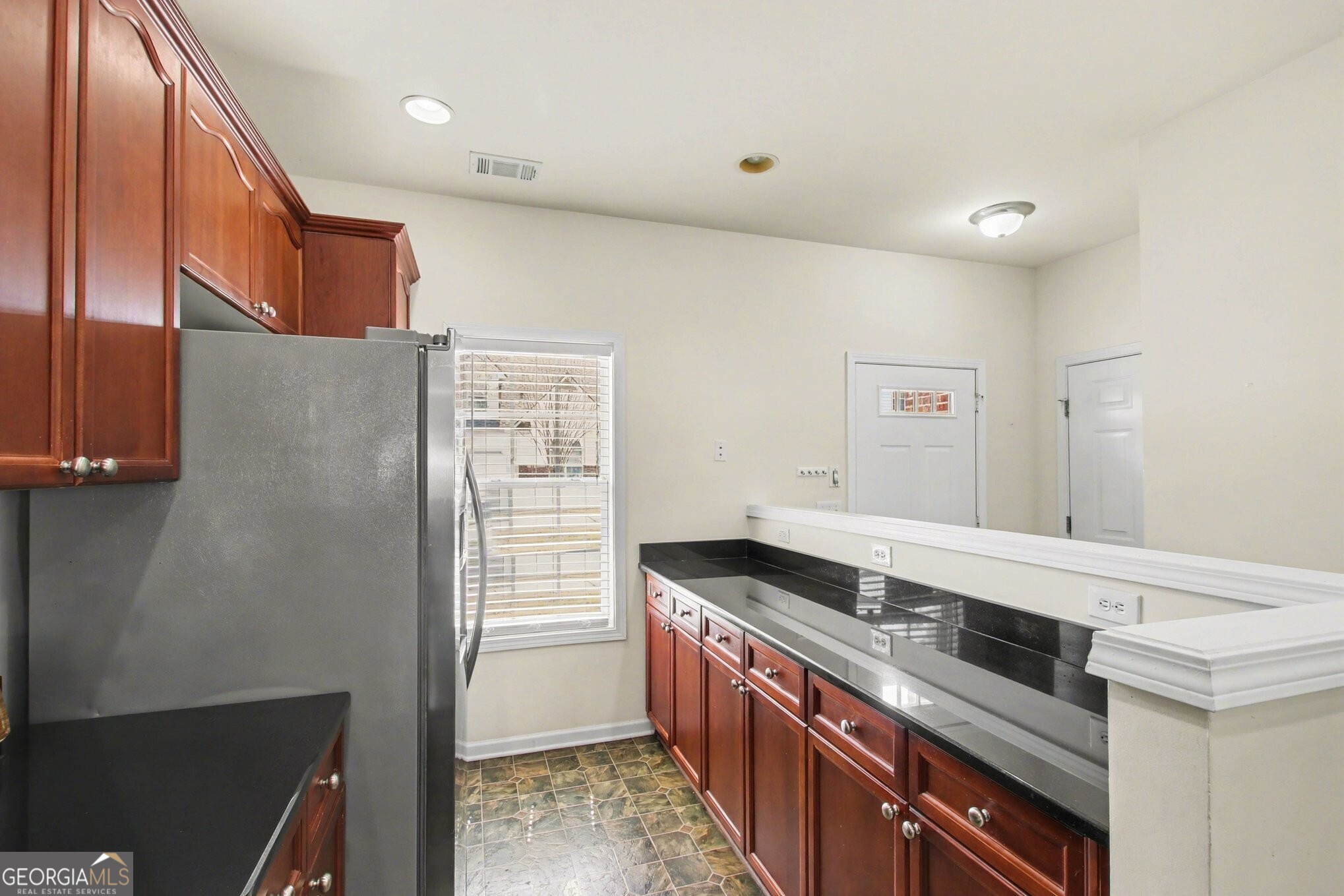 2367 Suwanee Pointe Drive