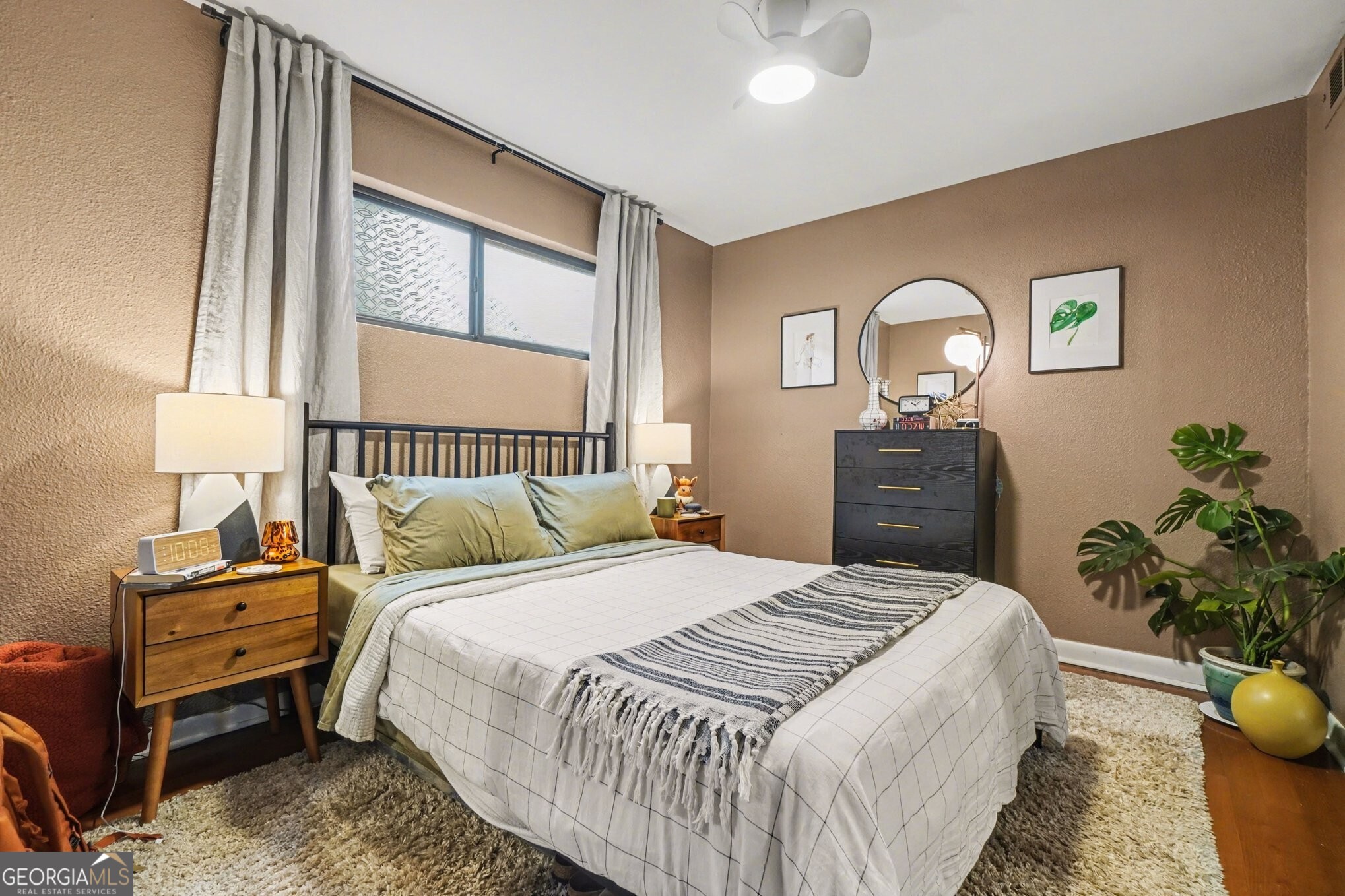 1355 Euclid Avenue NE # 26