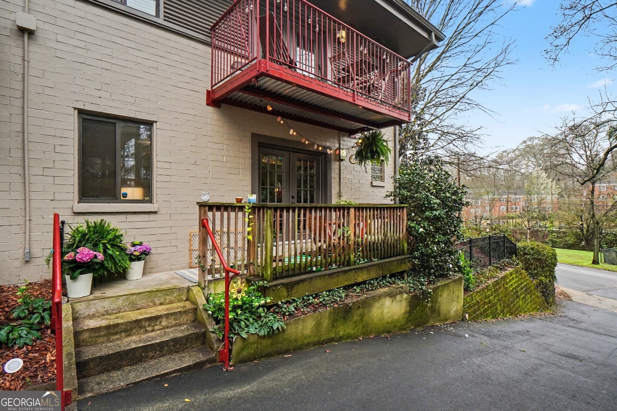 1355 Euclid Avenue NE # 26