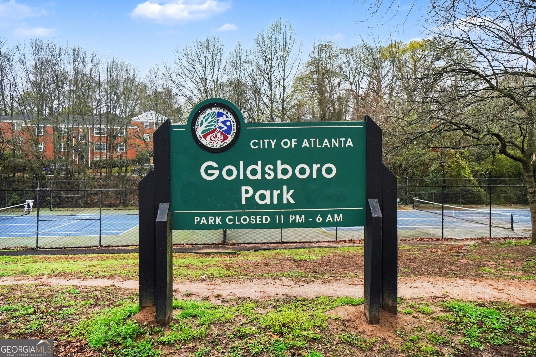 1355 Euclid Avenue NE # 26