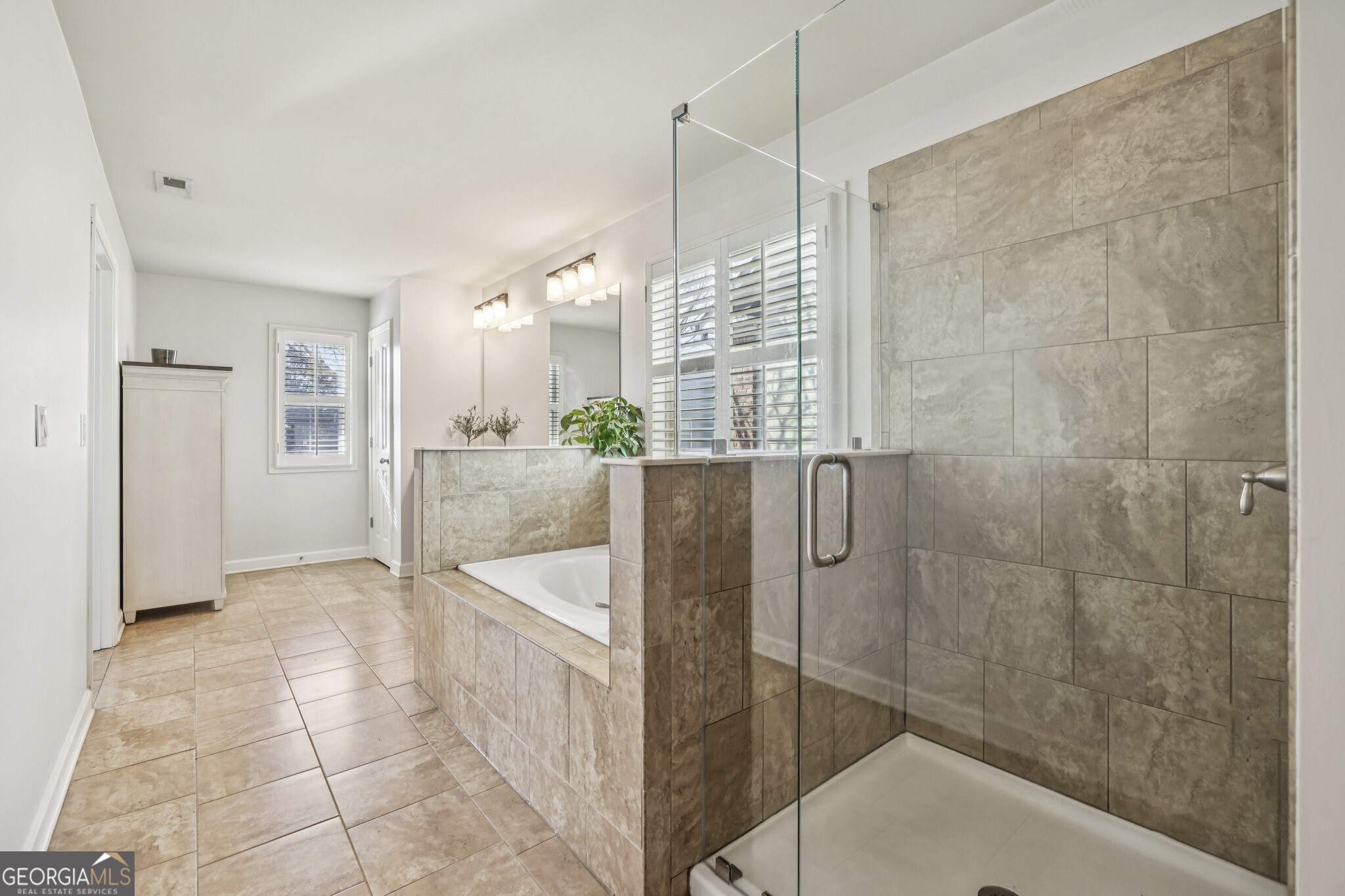 7895 Crownpoint Drive