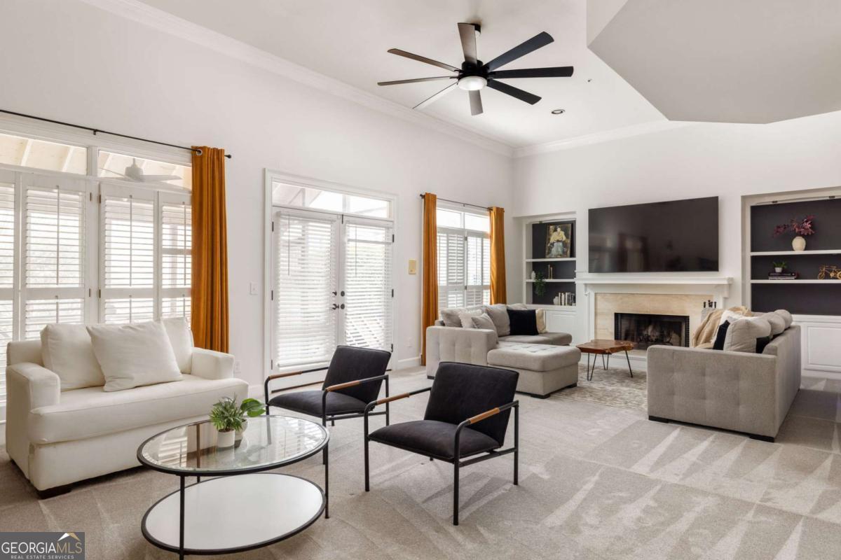 206 Cameron Place SE