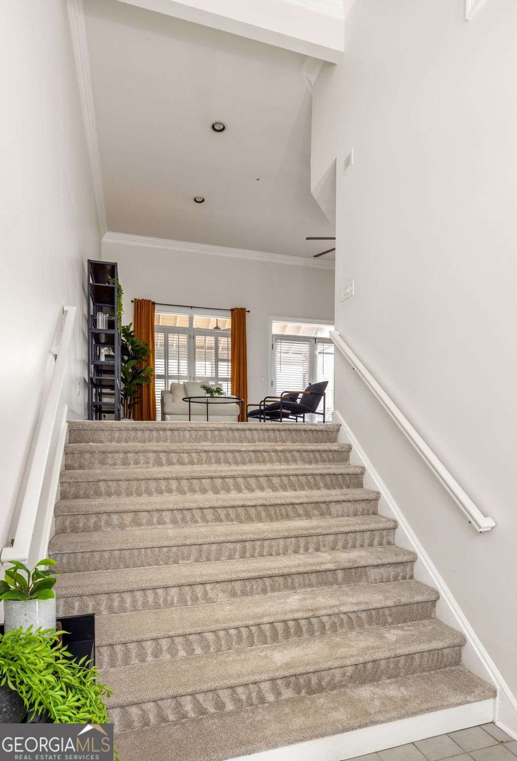 206 Cameron Place SE