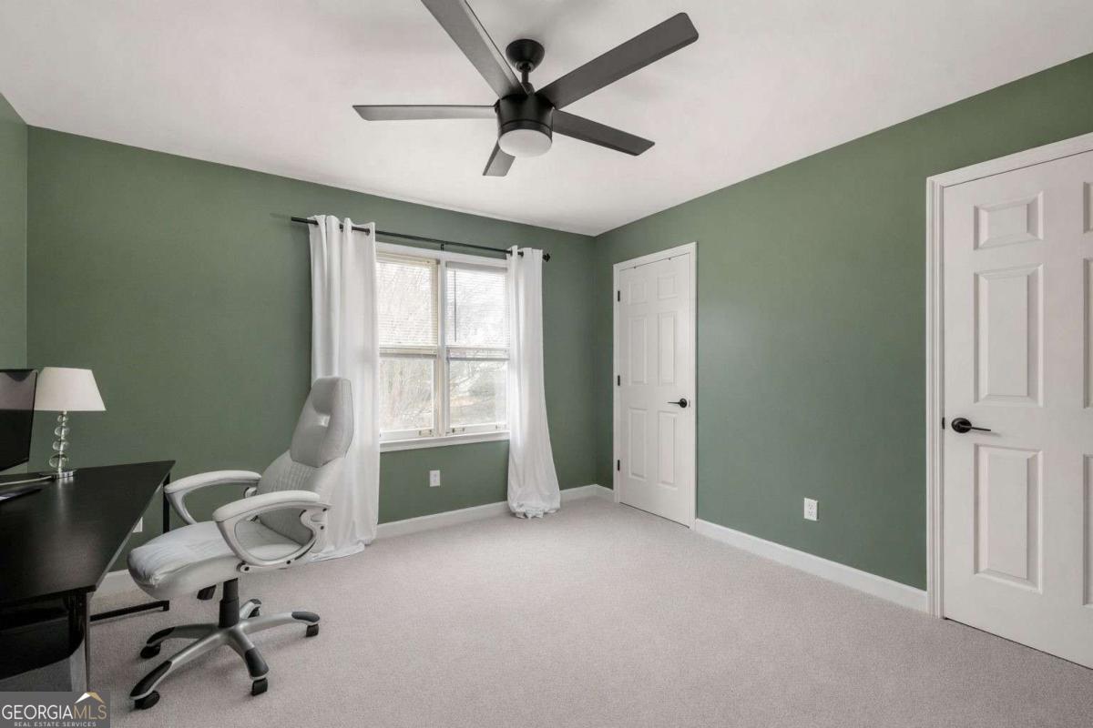 206 Cameron Place SE