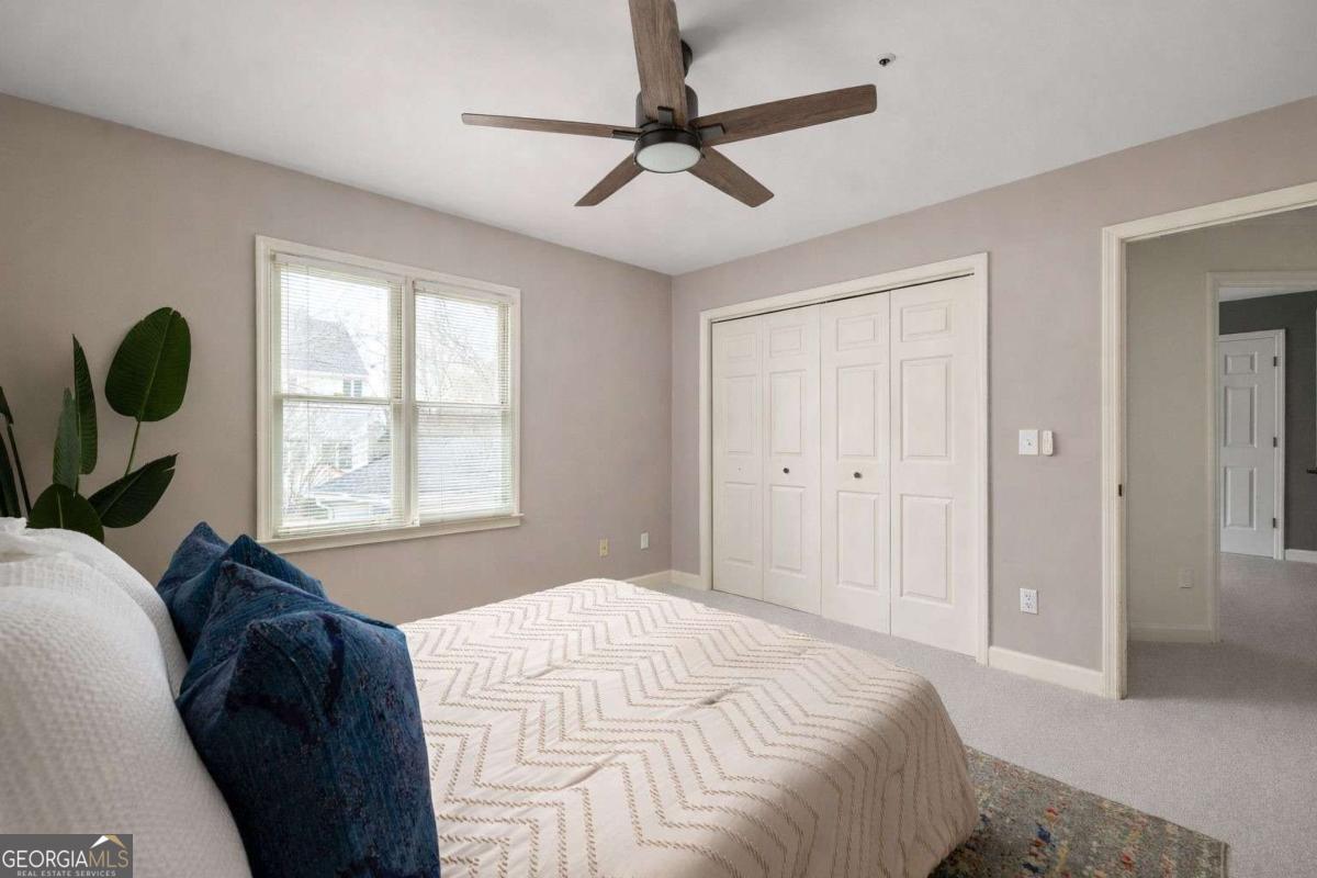 206 Cameron Place SE