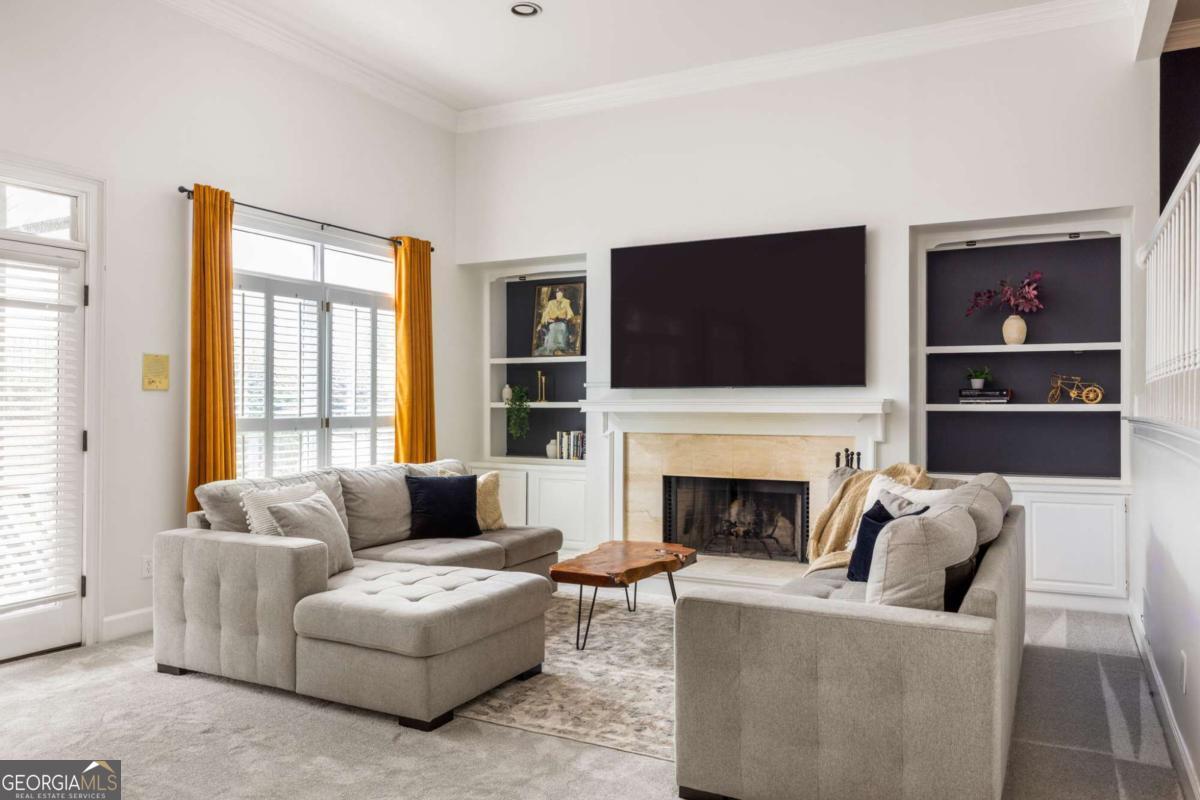 206 Cameron Place SE