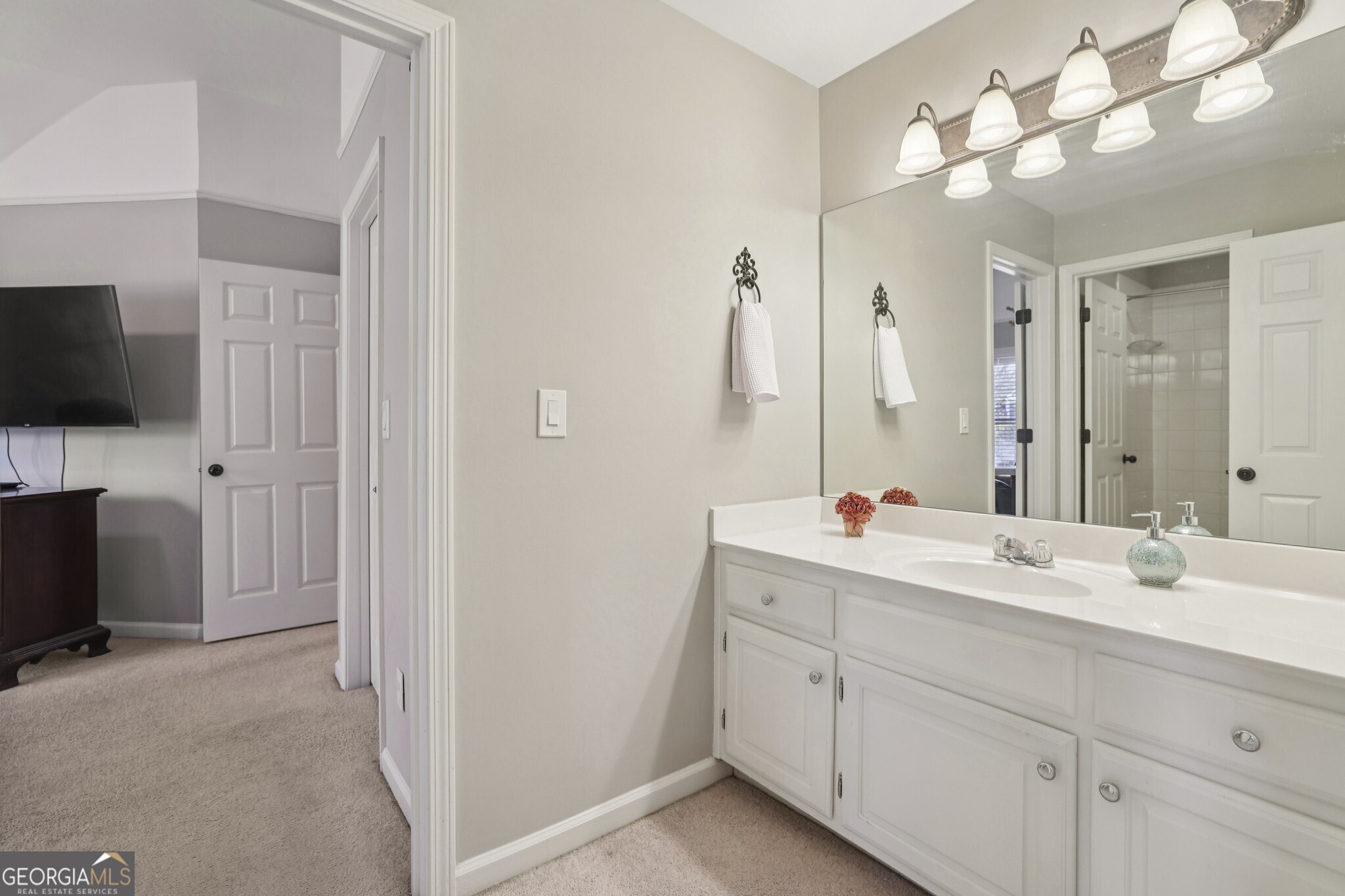 677 River Cove Court