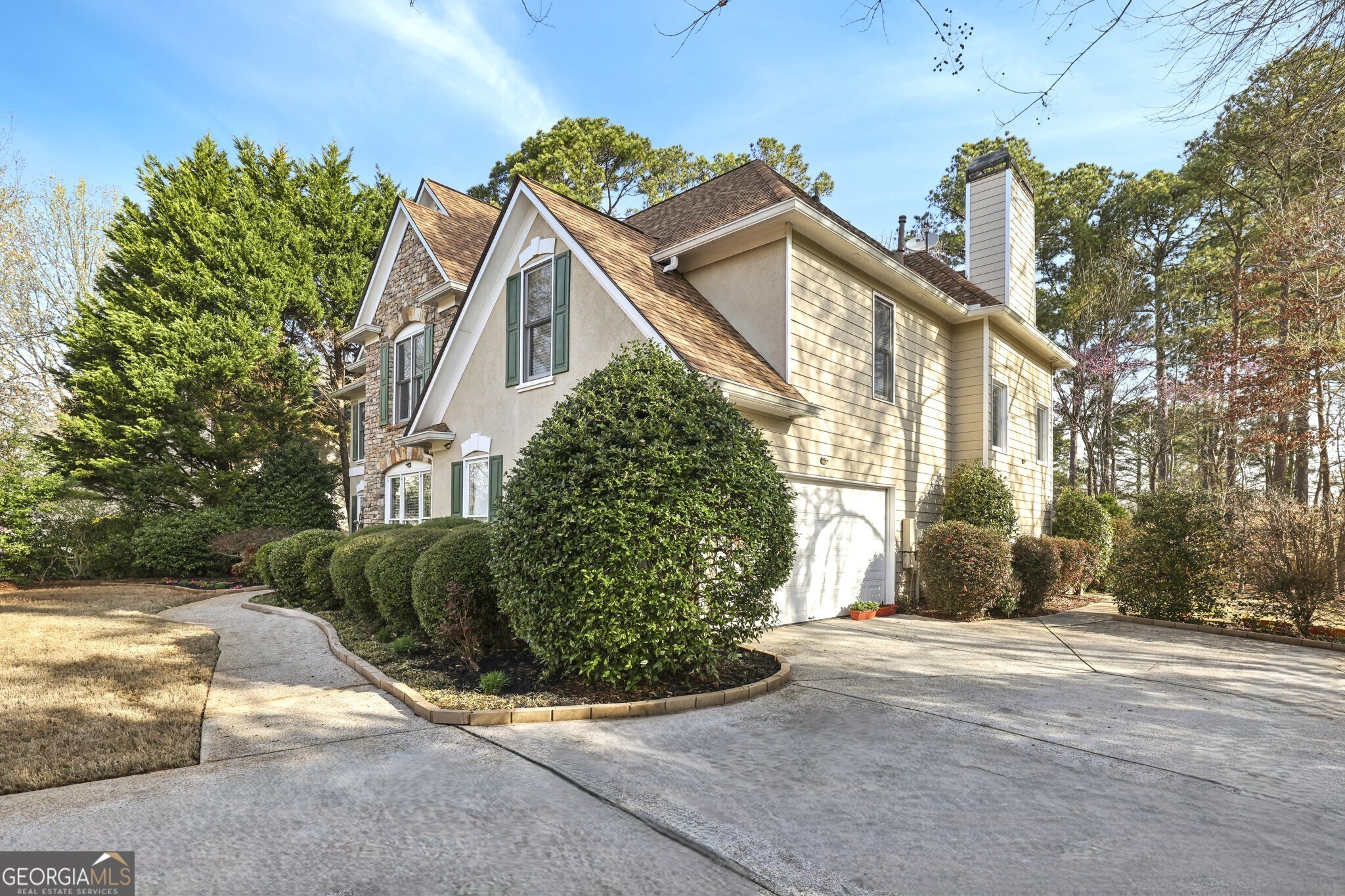 677 River Cove Court