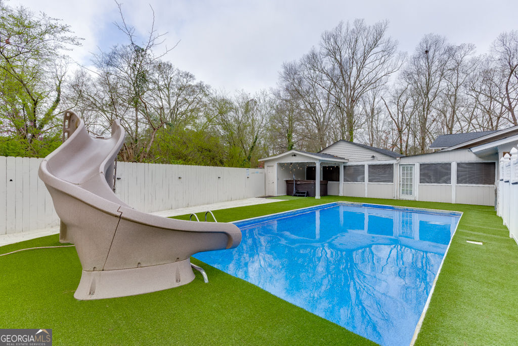 206 College Circle