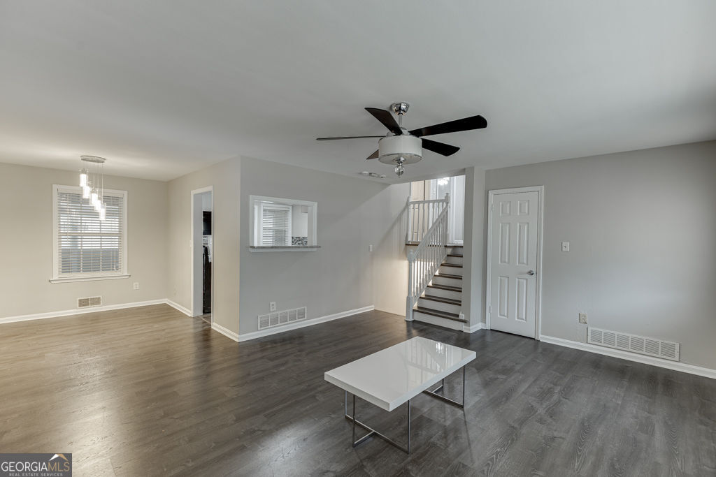 206 College Circle