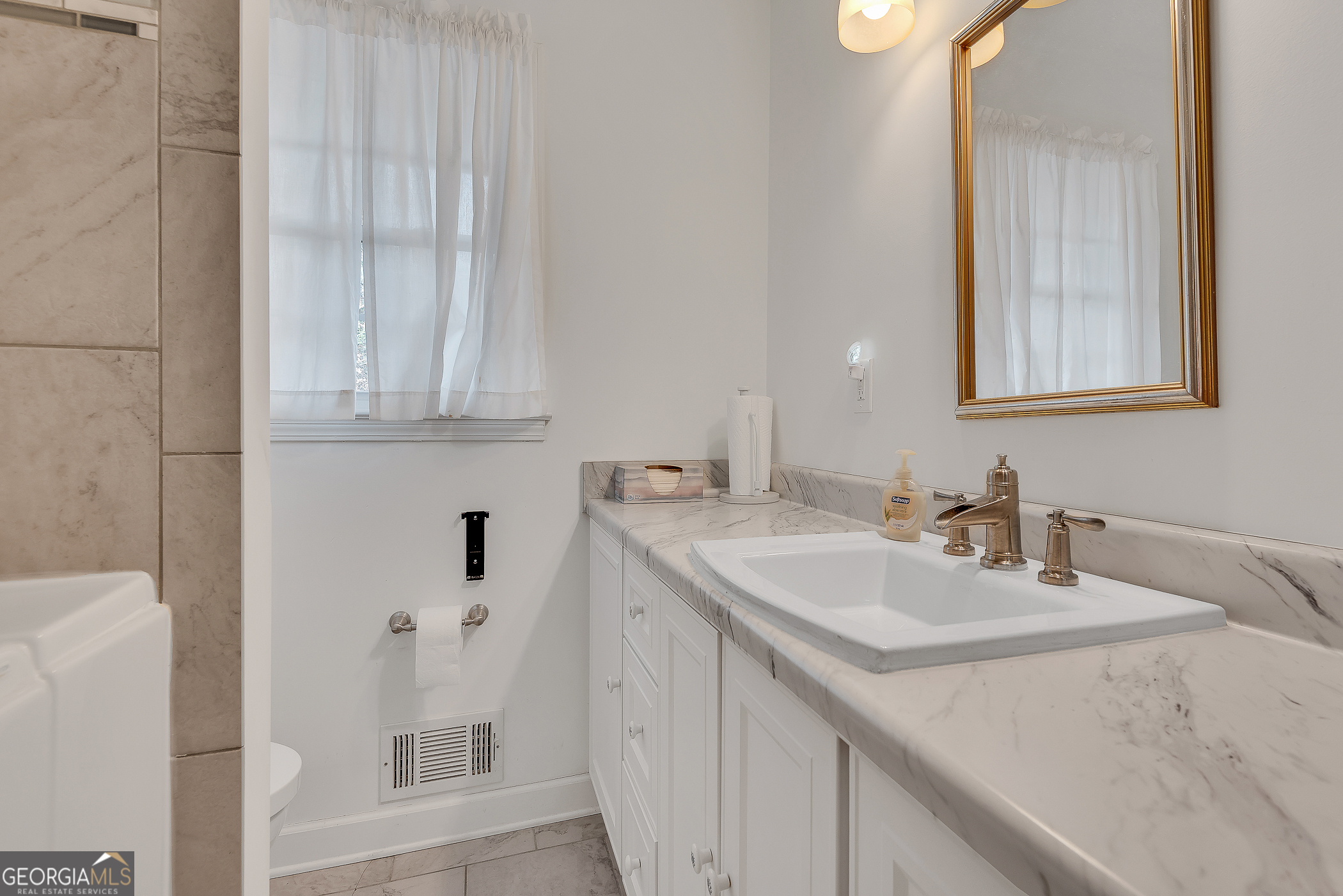 2511 Varner Drive NE