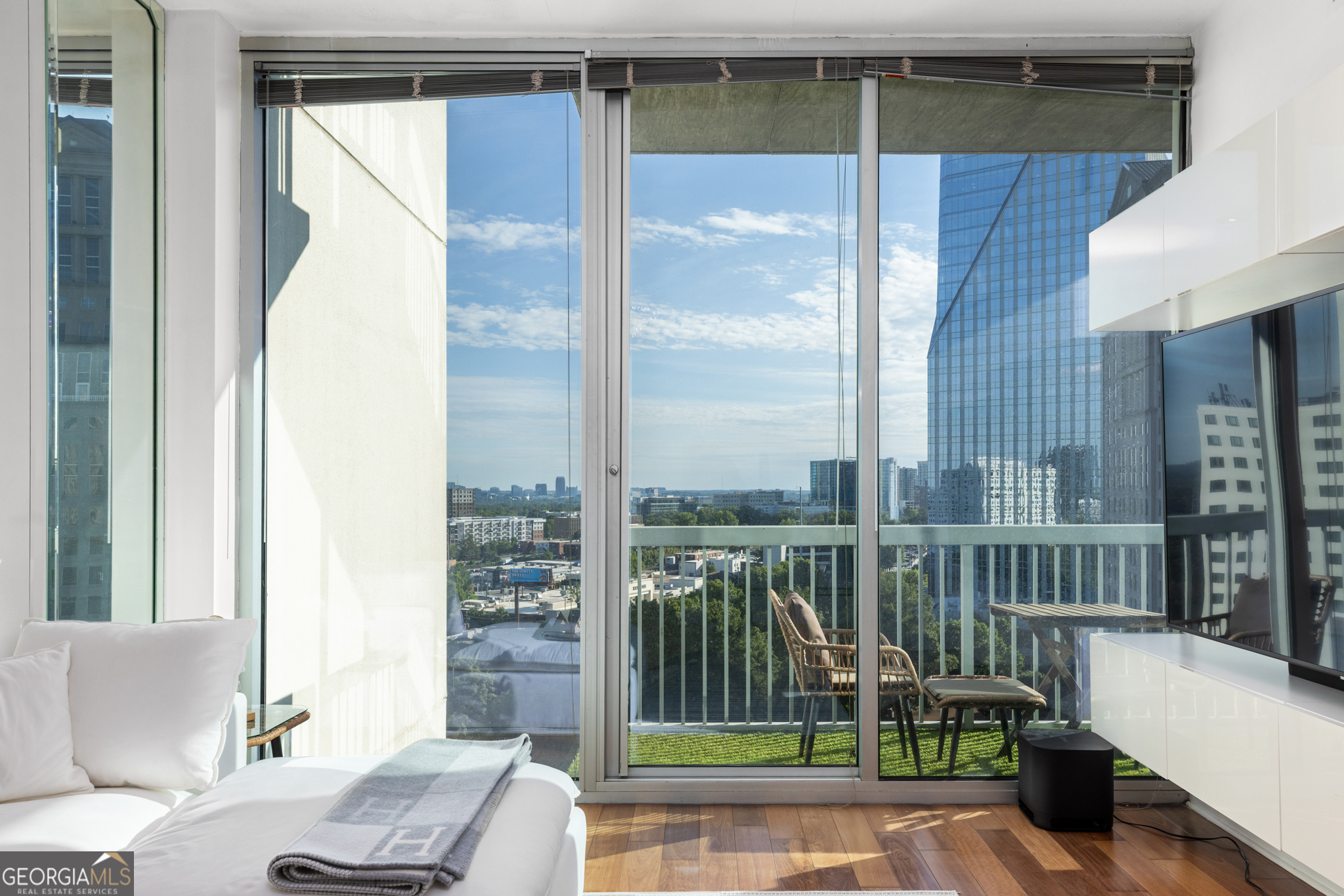 3324 Peachtree Road NE # 1304