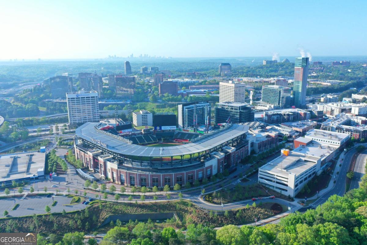 1566 Roswell Street SE