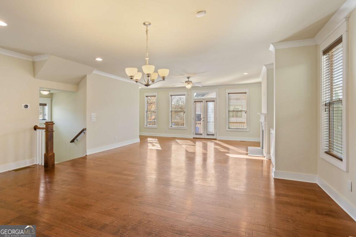 1566 Roswell Street SE