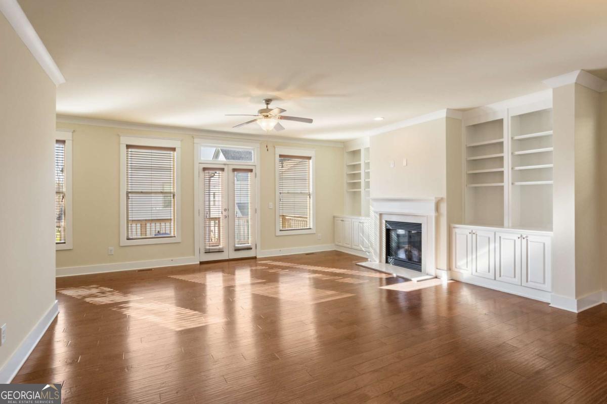 1566 Roswell Street SE