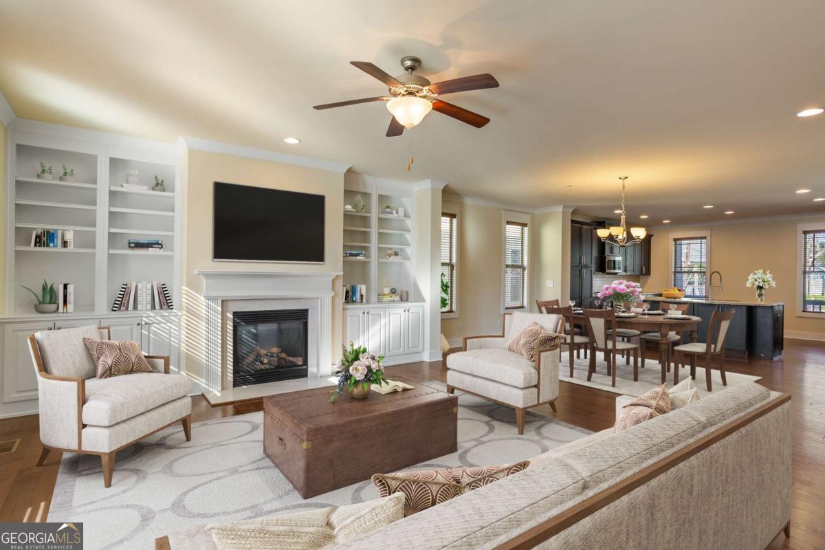 1566 Roswell Street SE