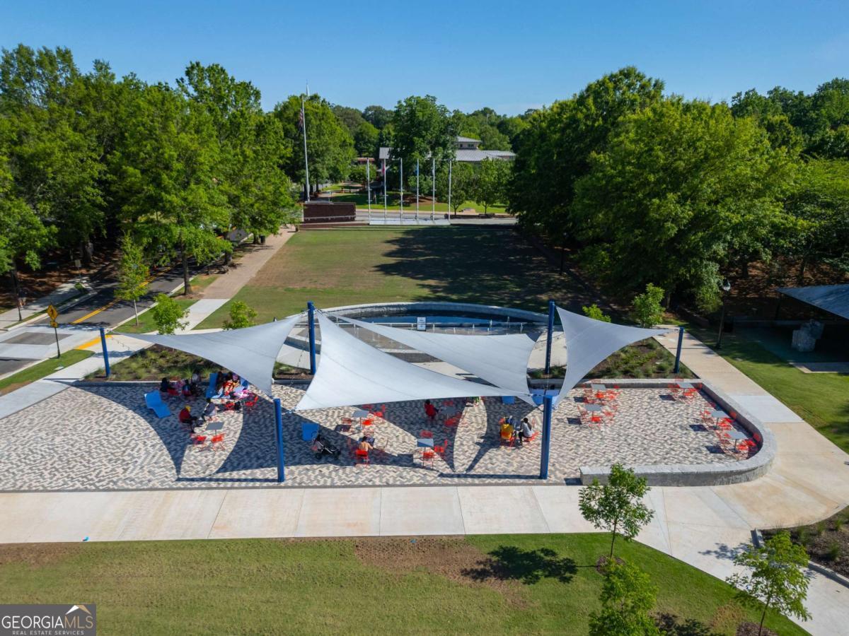 1566 Roswell Street SE