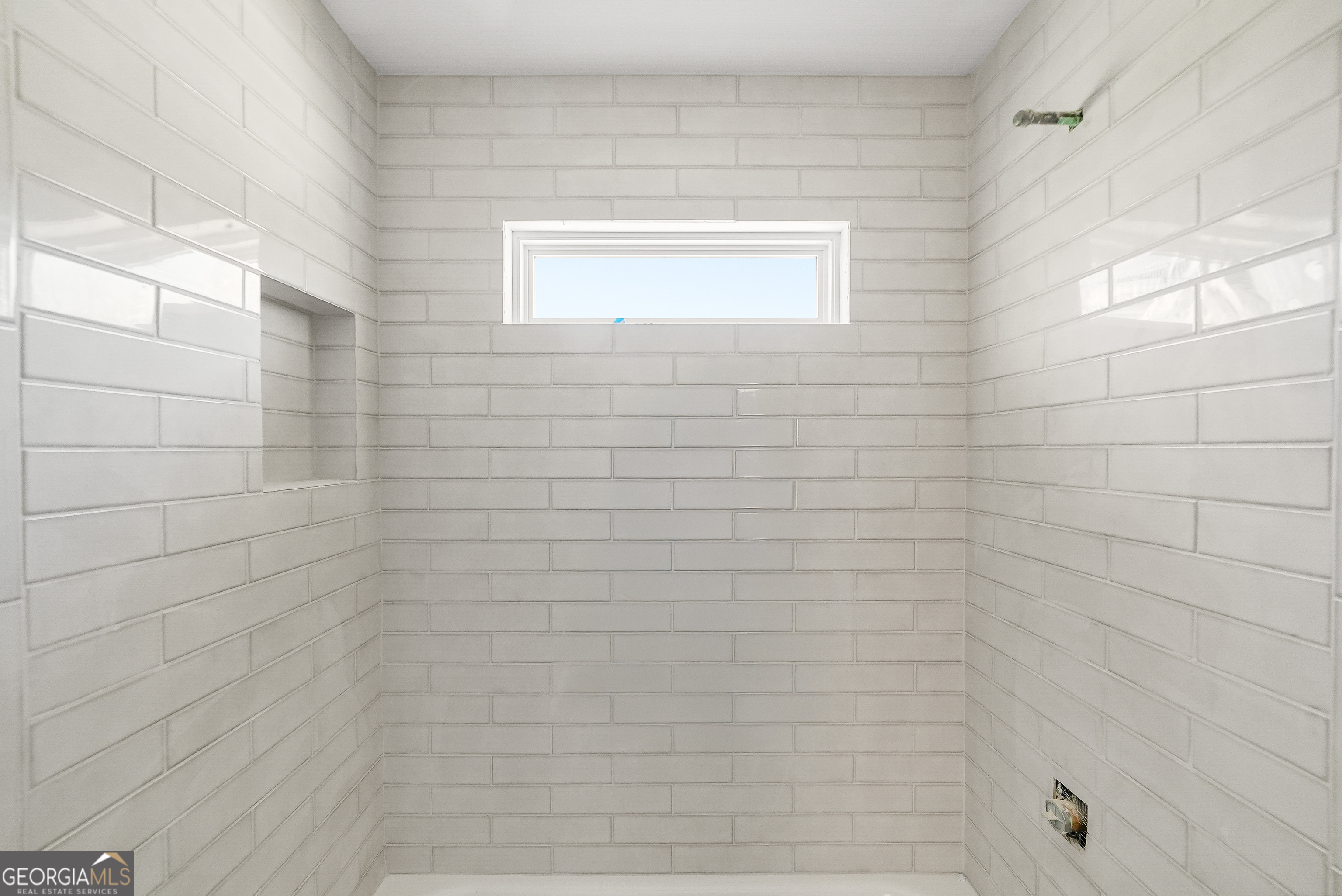 649 Hemlock Circle SE