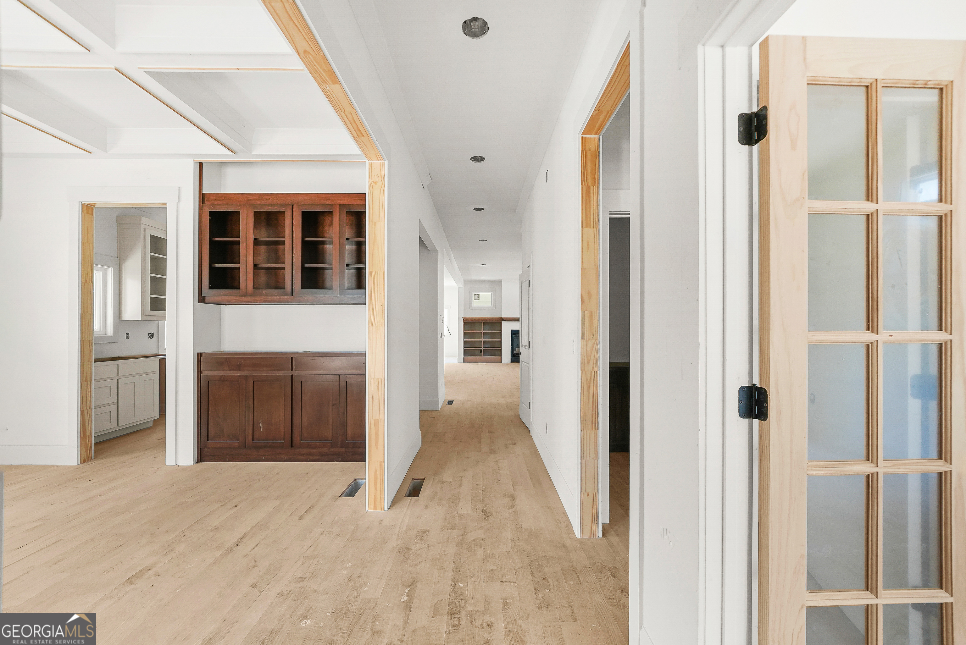 649 Hemlock Circle SE