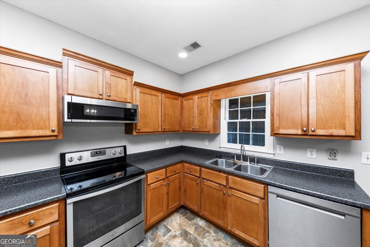 244 Freestone Lane