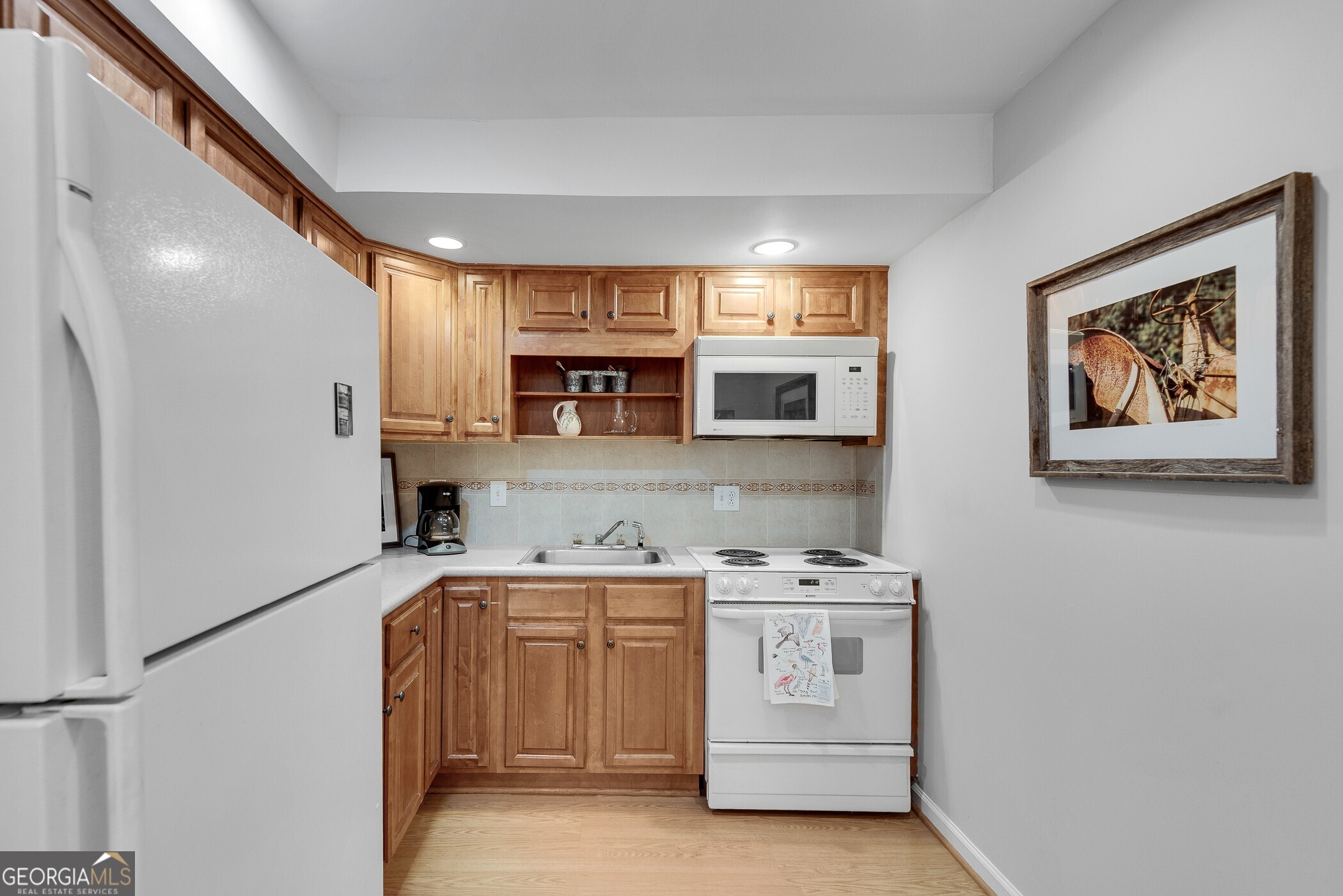 1440 Diamond Head Circle