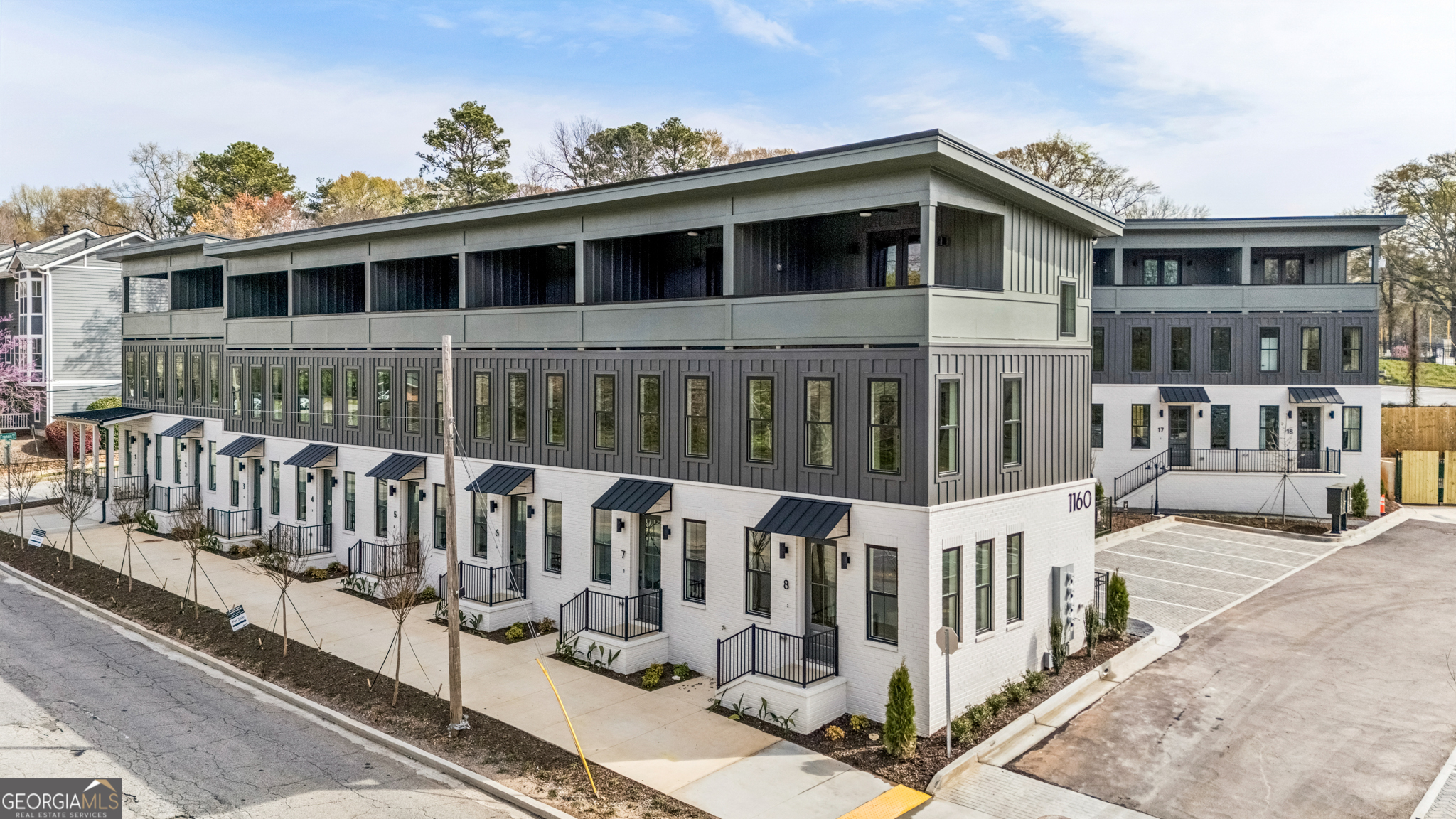 1160 Boulevard SE # 1