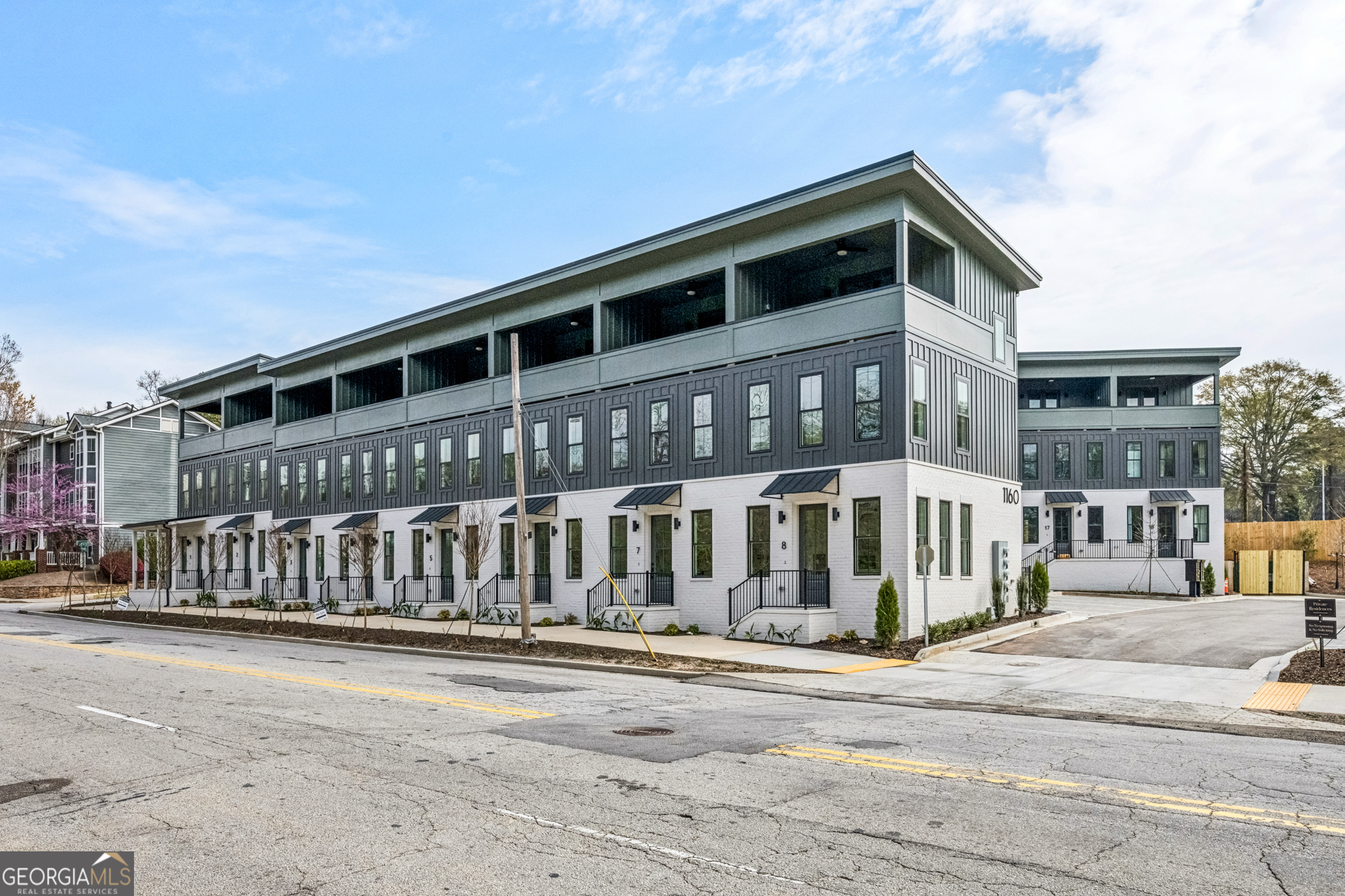 1160 Boulevard SE # 1
