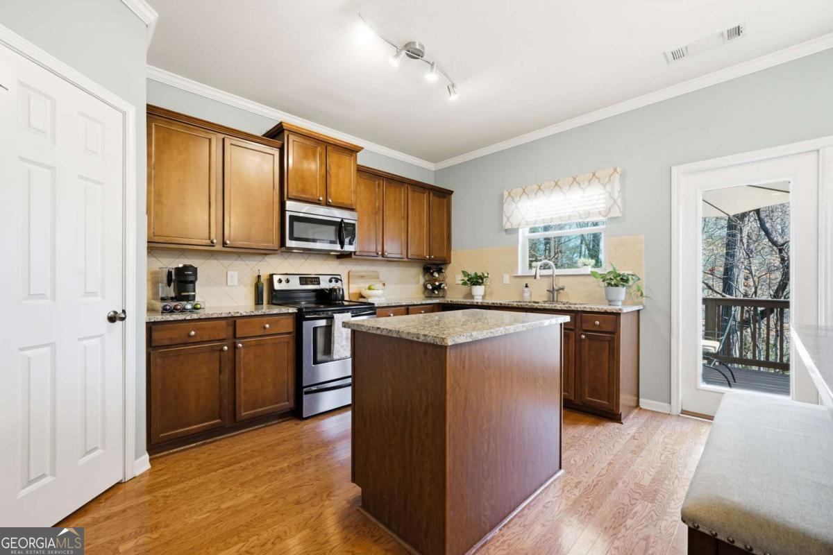 1649 Liberty Parkway NW