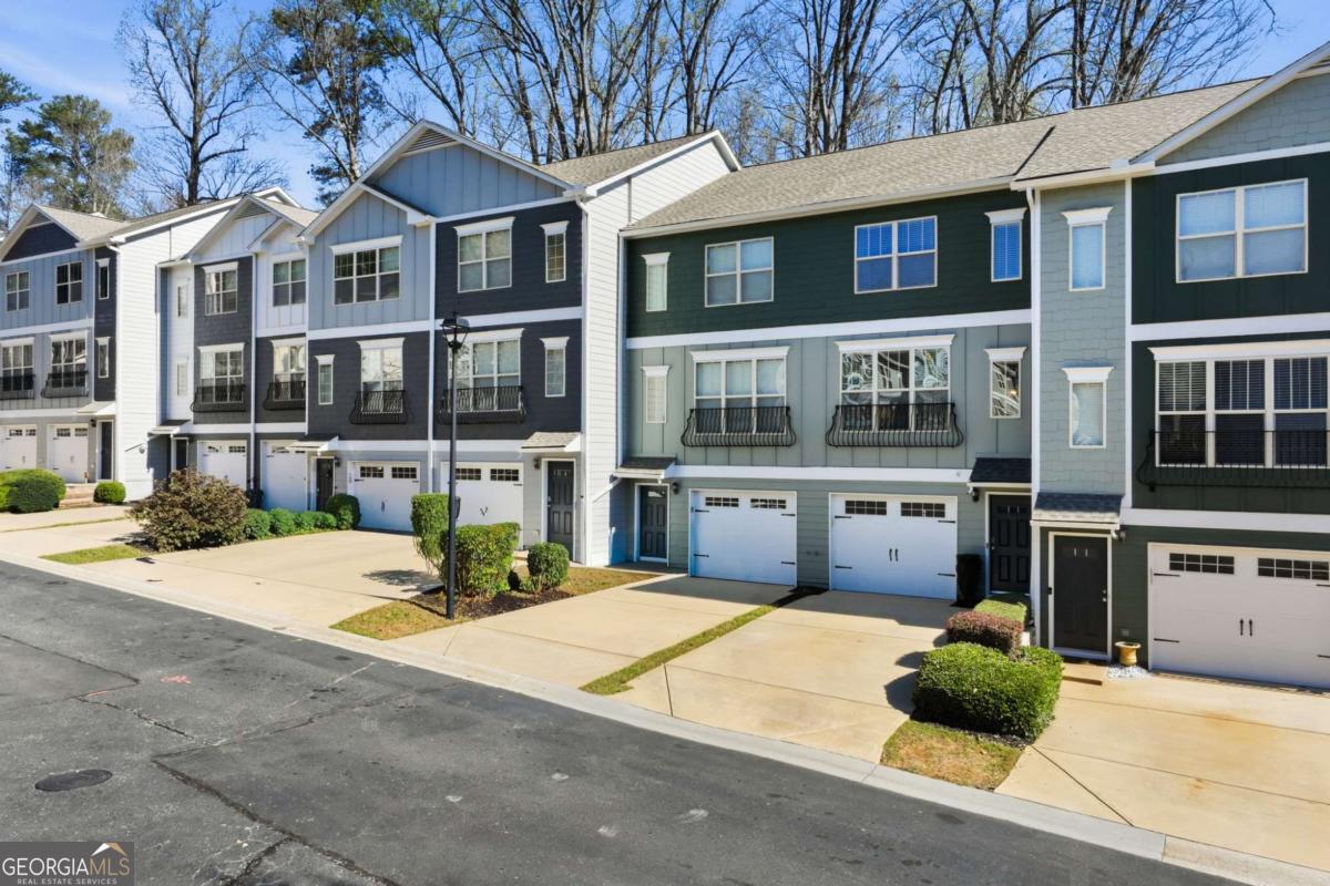 1649 Liberty Parkway NW