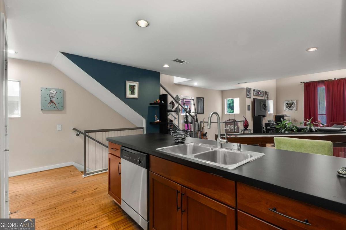 920 Memorial Drive SE # 30