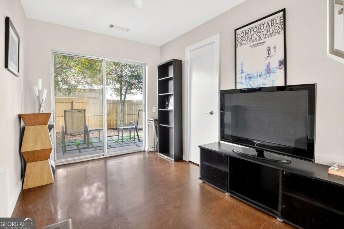 920 Memorial Drive SE # 30