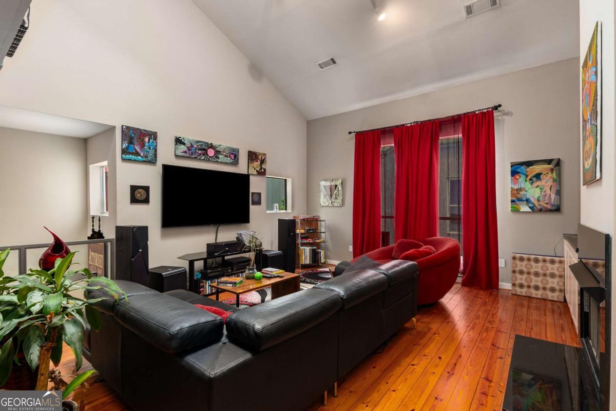 920 Memorial Drive SE # 30