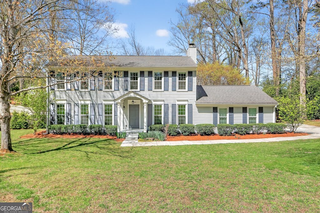 384 Lamplighter Lane SE