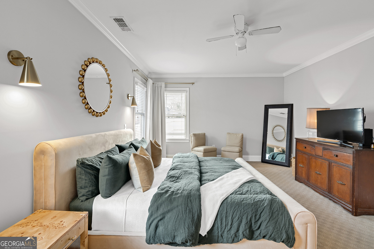 372 Clifford Avenue NE