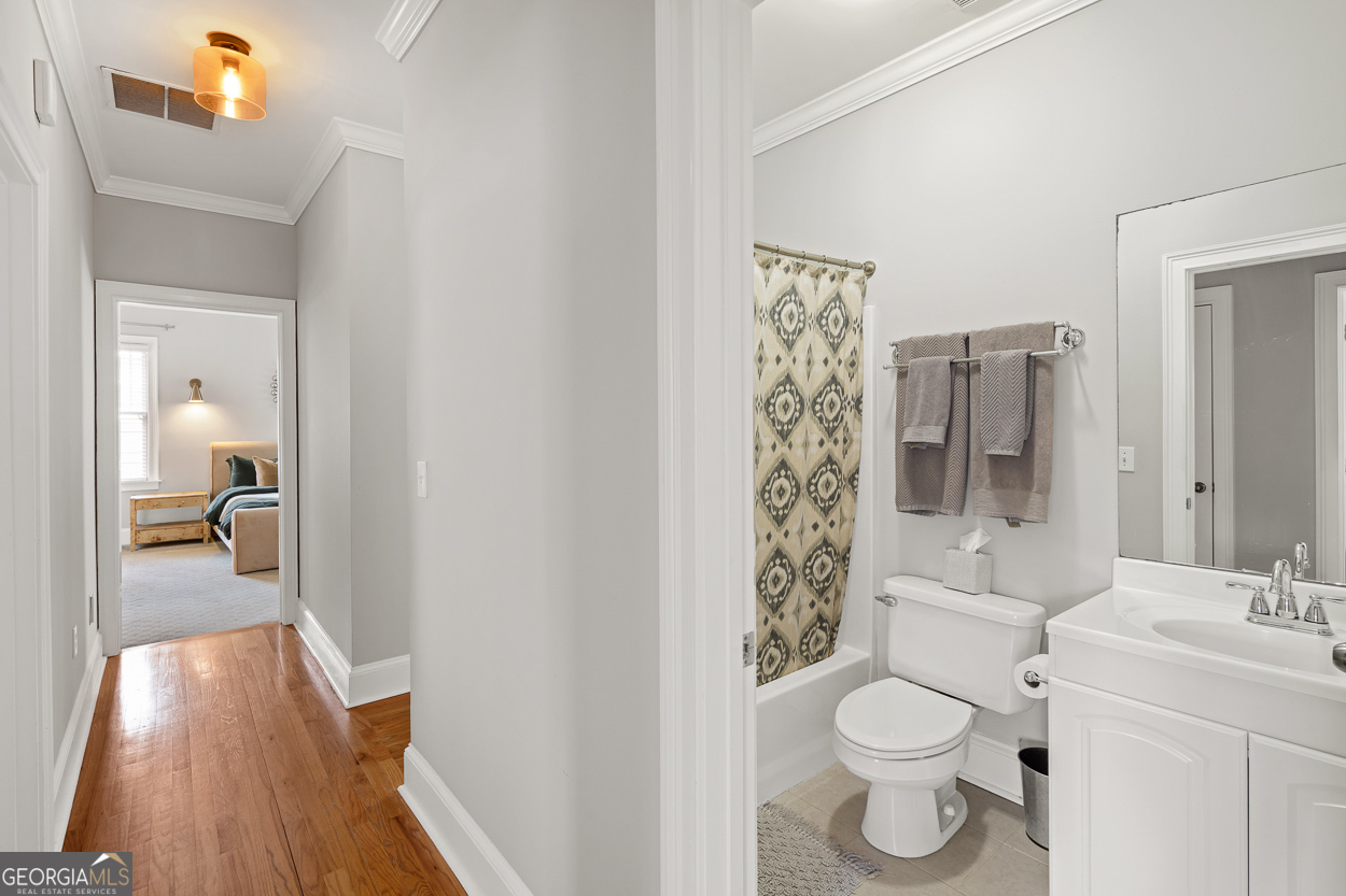 372 Clifford Avenue NE