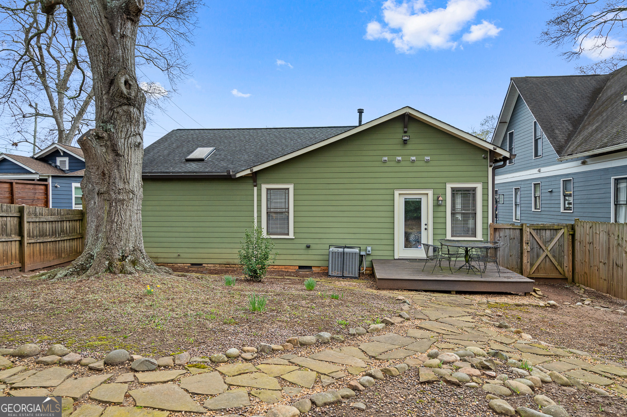 372 Clifford Avenue NE