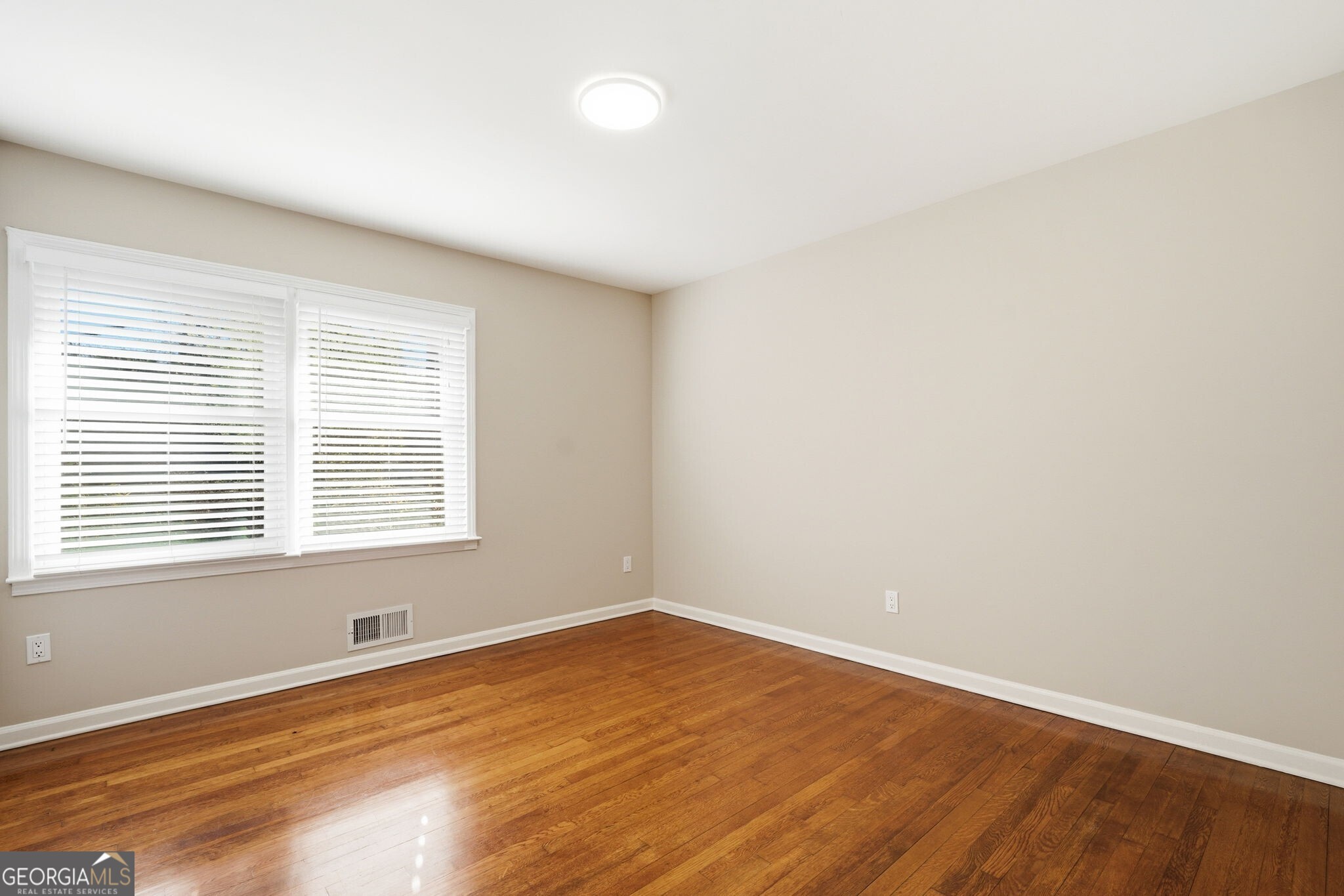 3024 Country Squire Lane