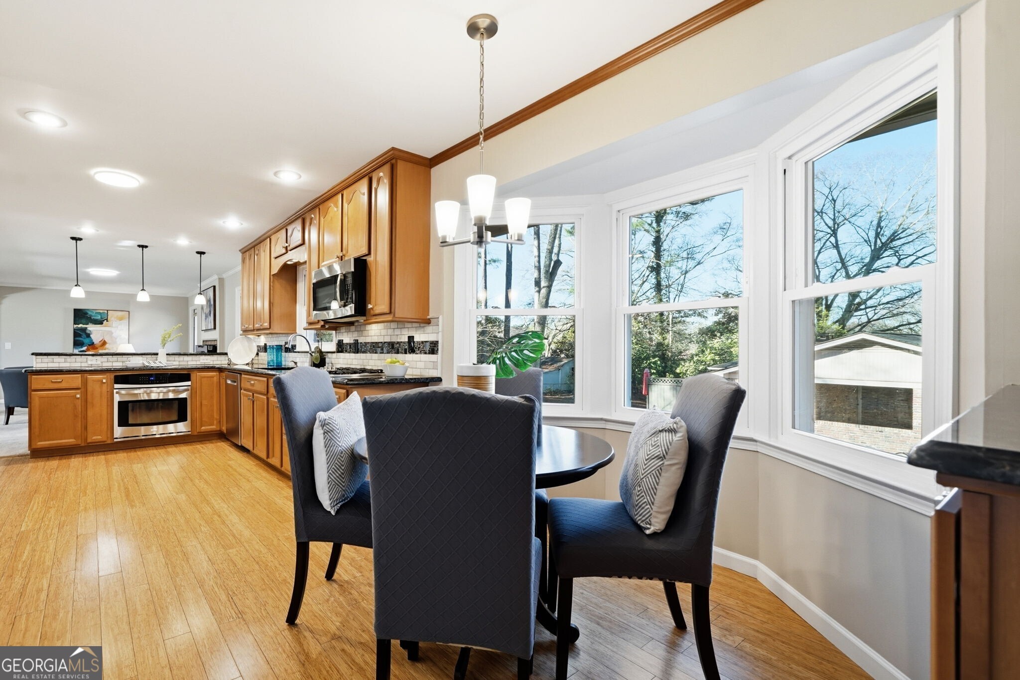 3024 Country Squire Lane