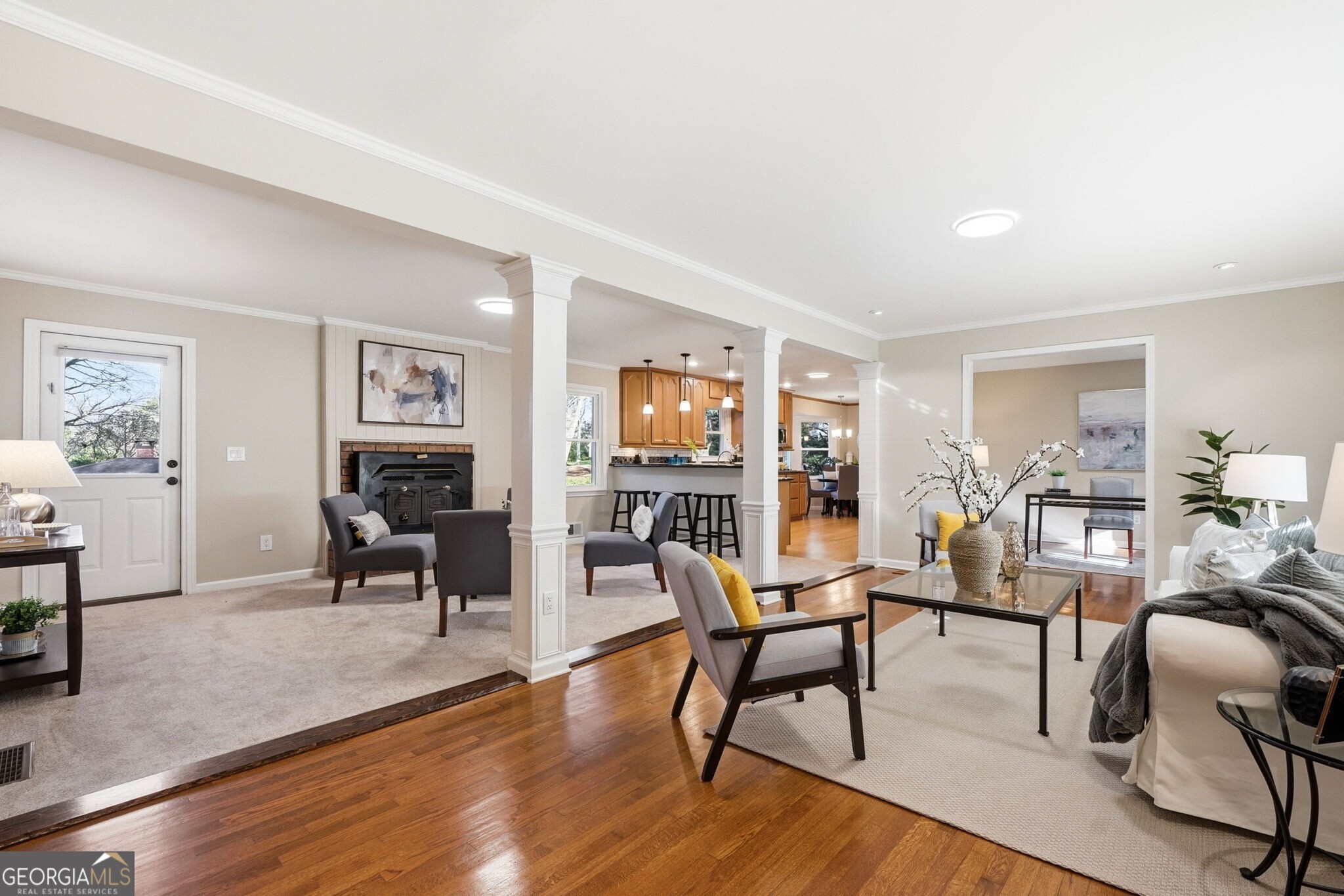 3024 Country Squire Lane