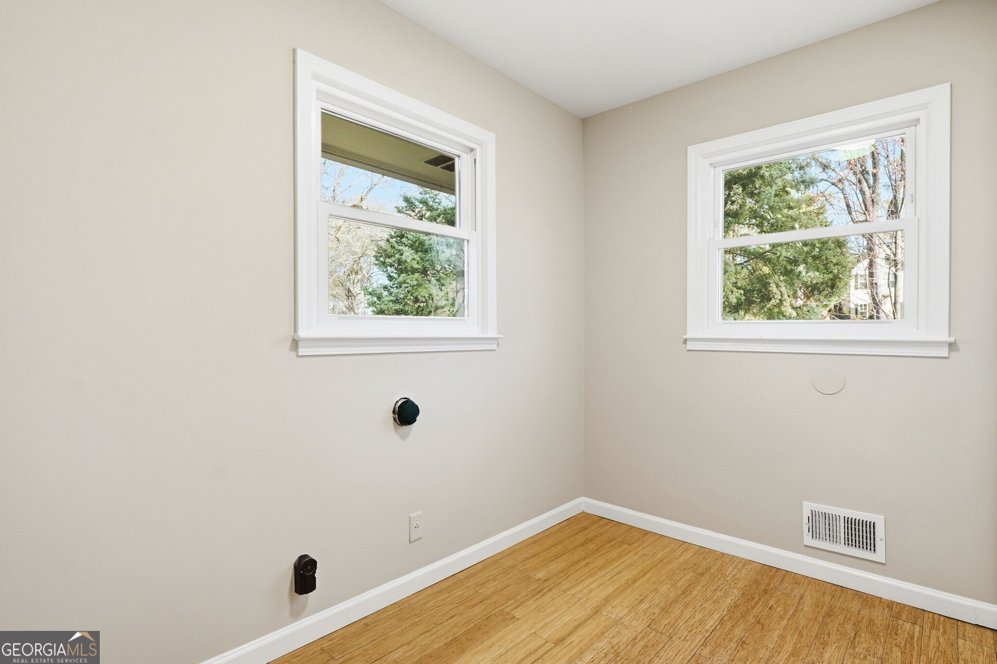 3024 Country Squire Lane