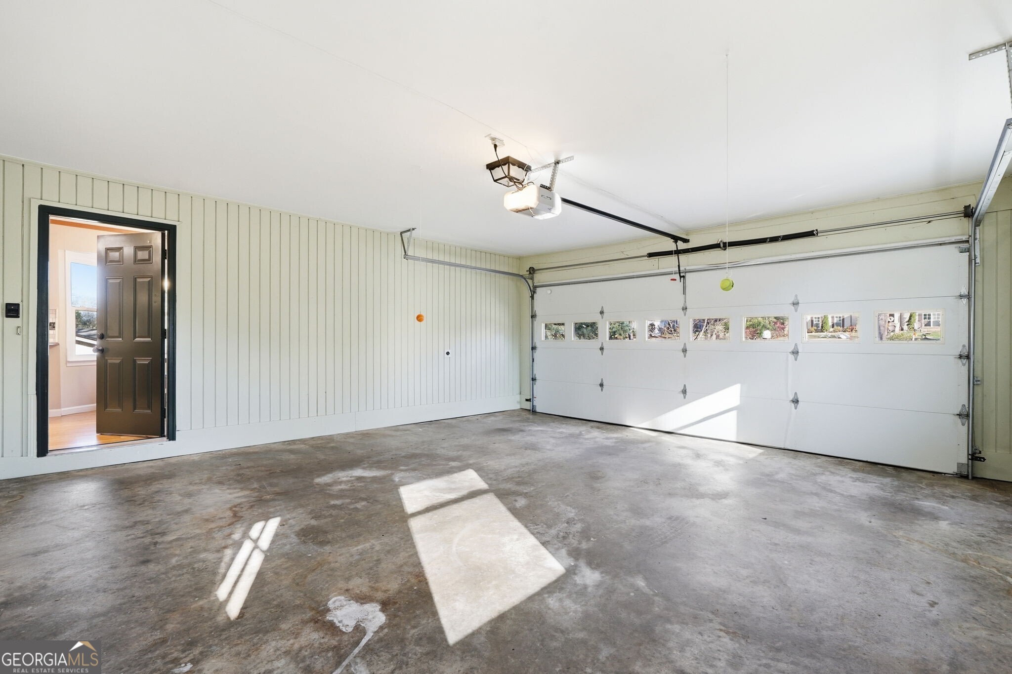 3024 Country Squire Lane