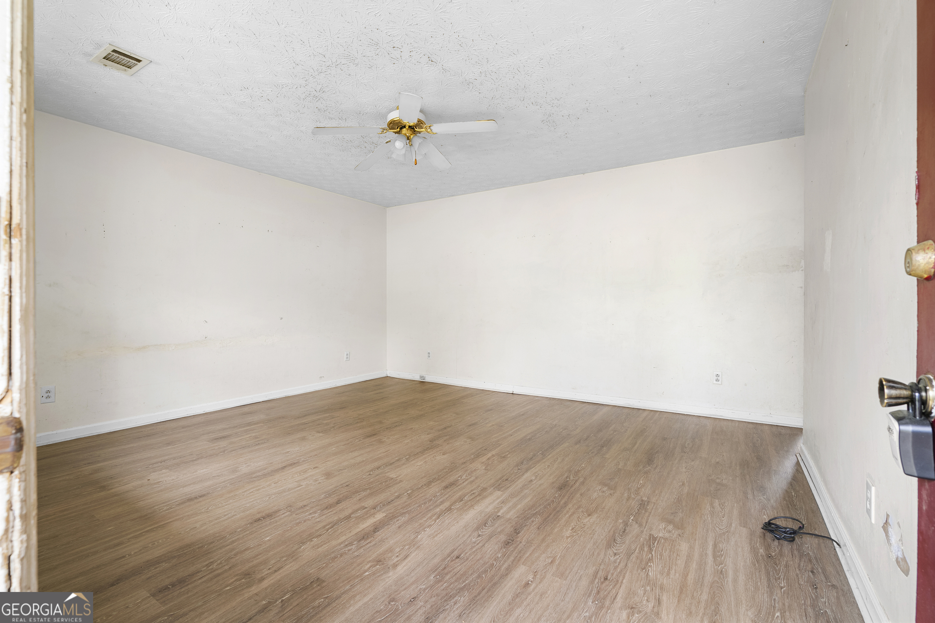 253 Deerfield Drive