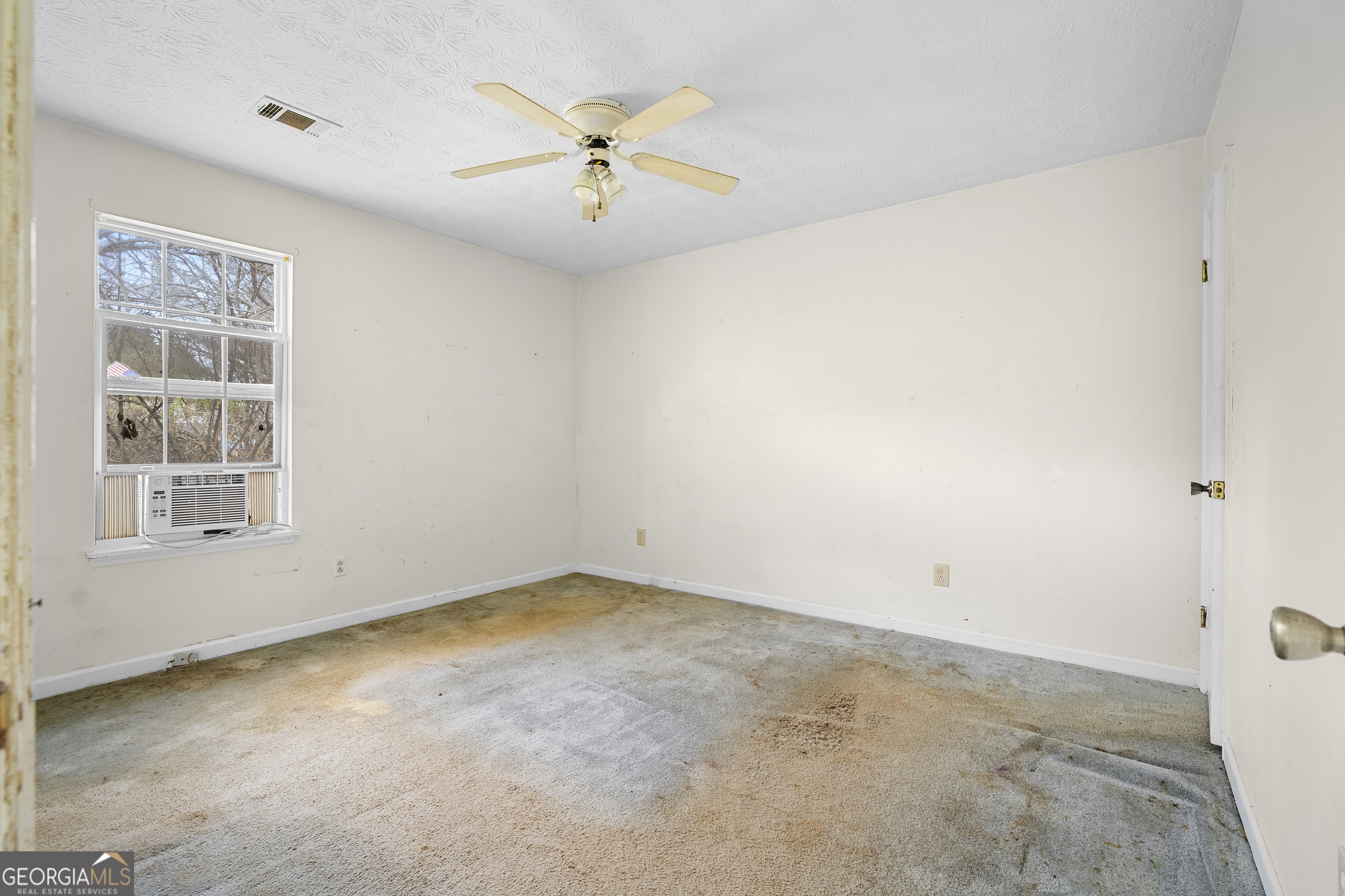253 Deerfield Drive