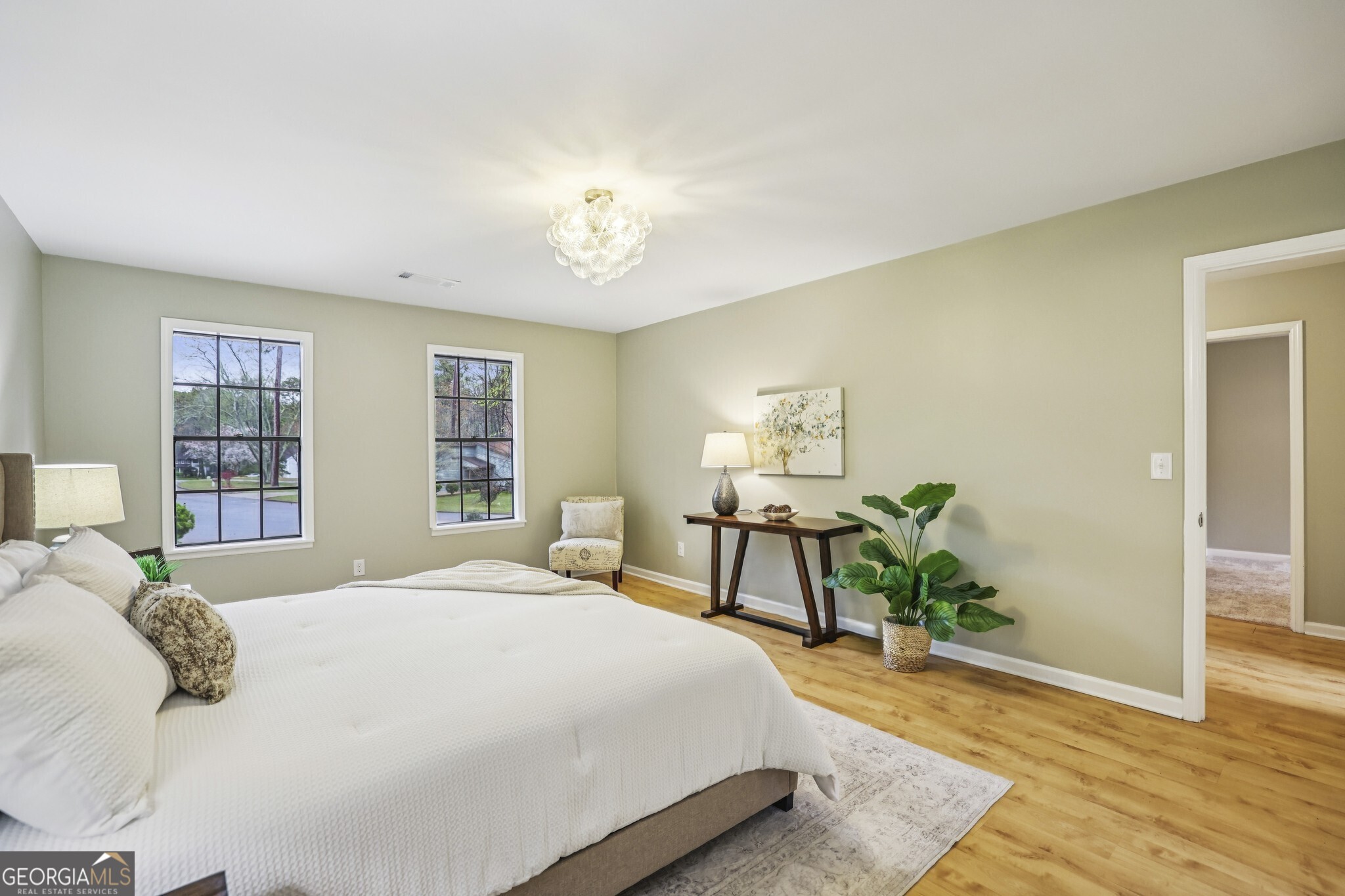 9950 Lake Forest Way