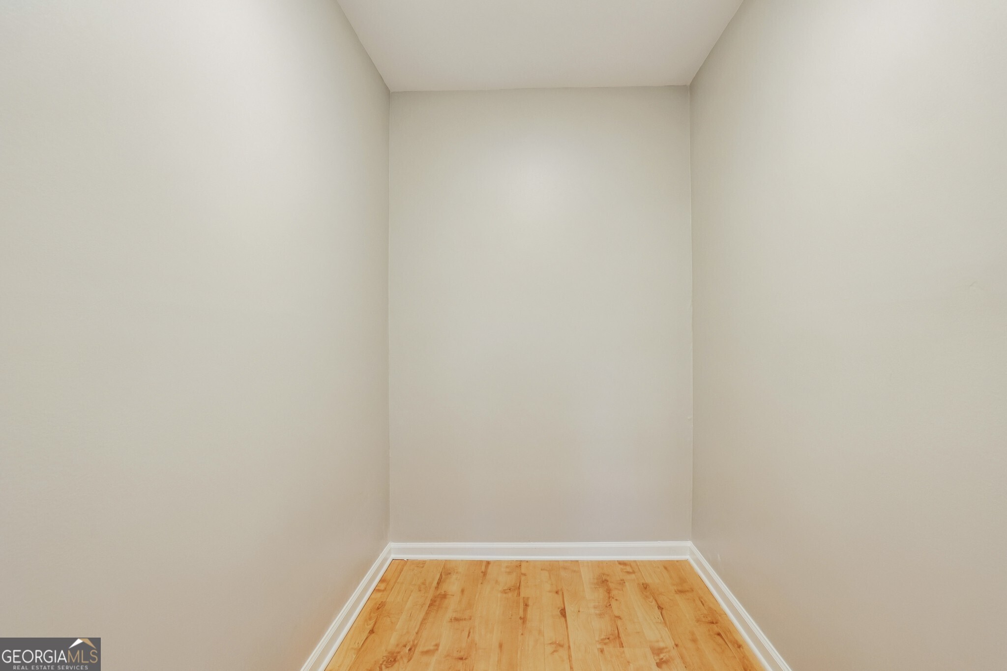 9950 Lake Forest Way